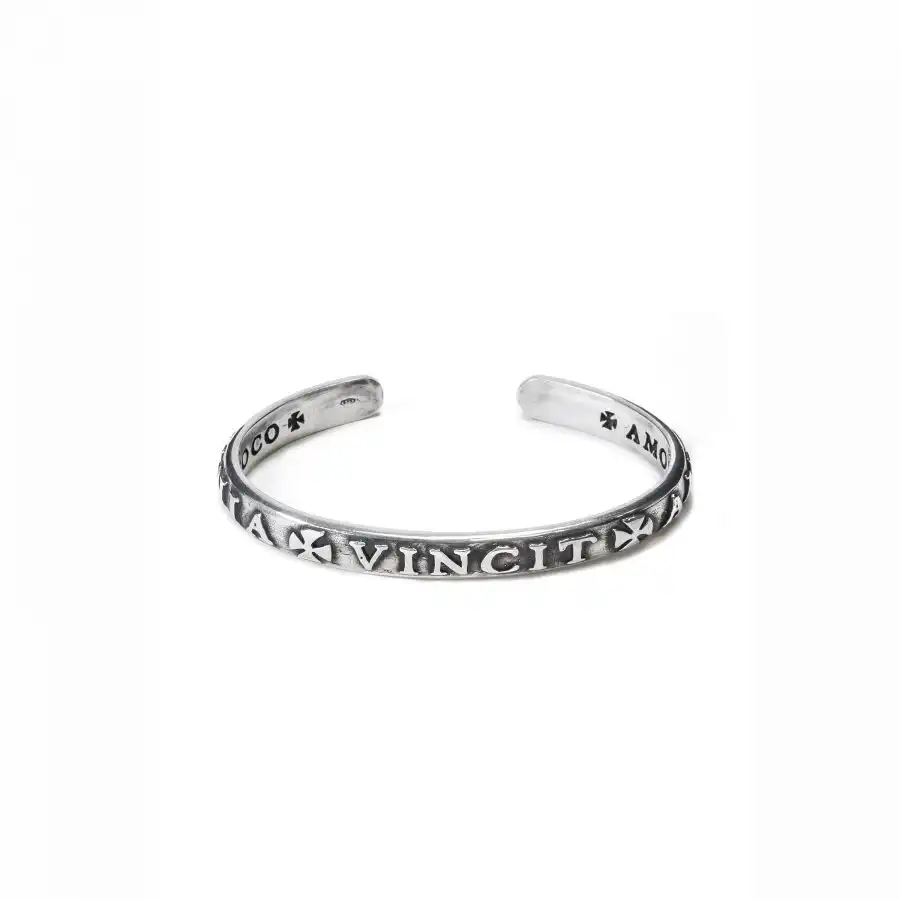 06_JEW006_Omnia-vincit-amor-Bracelet_01-2-900x900.jpg