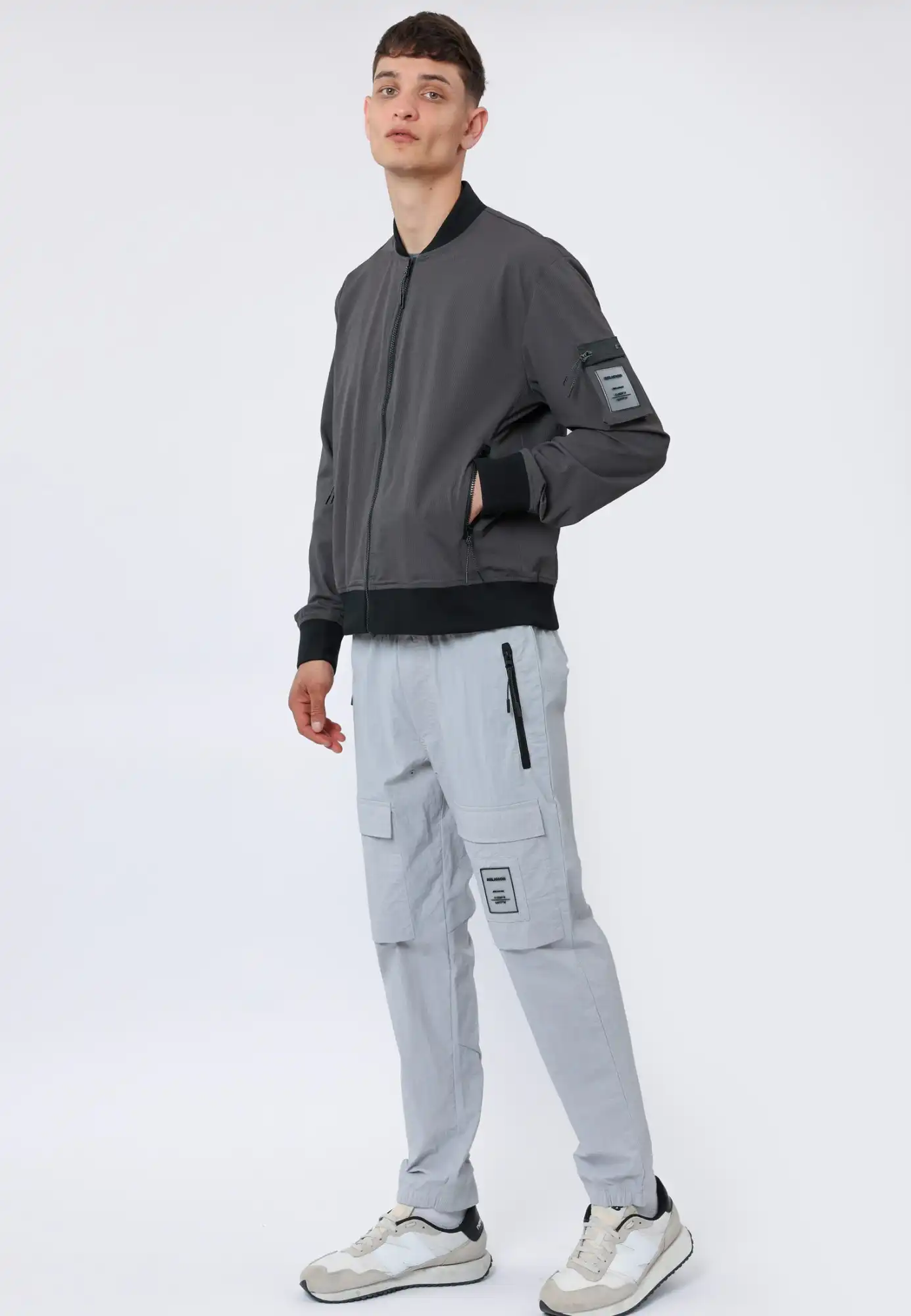 13HSMJ56_BLACK_OYSTER_4.jpg