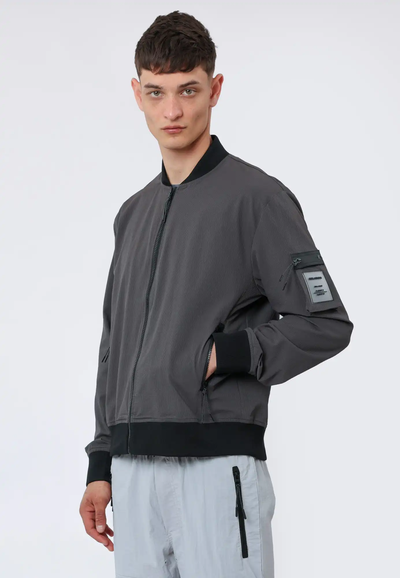 13HSMJ56_BLACK_OYSTER_5.jpg