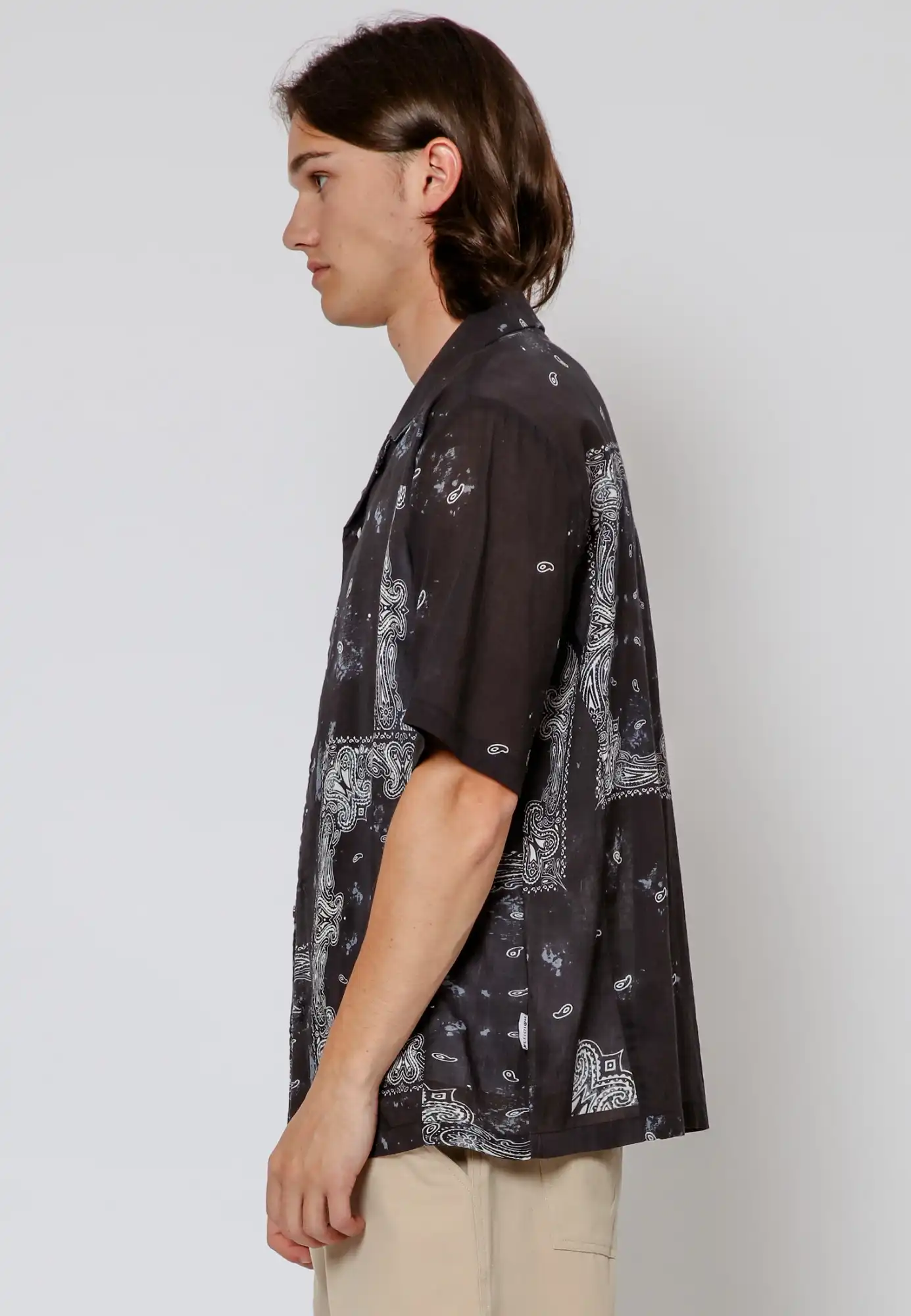 14IPEH21_PAISLEY_WORK_SHIRT_BLACK_2.jpg
