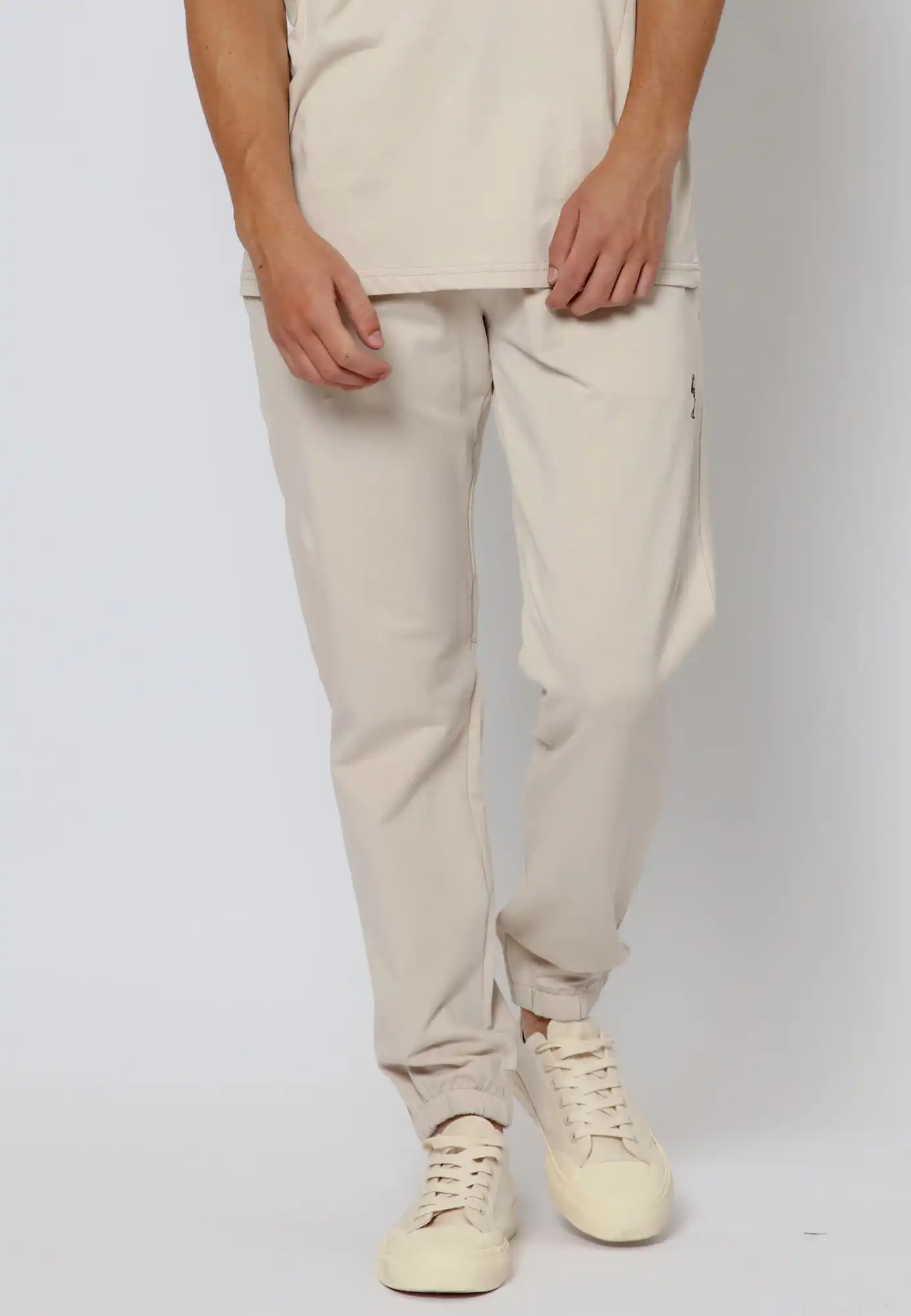 14TPNP63_PERFORMANCE_PANT_STONE08.jpg