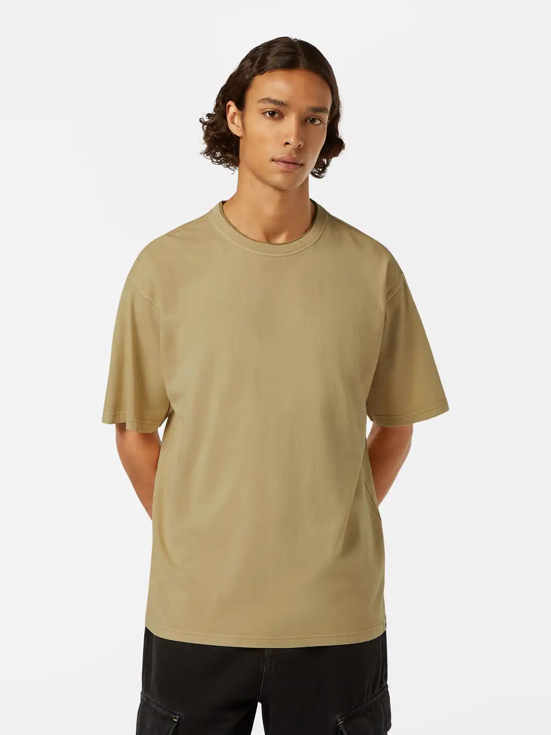 180043_260_MDL_CRP.png