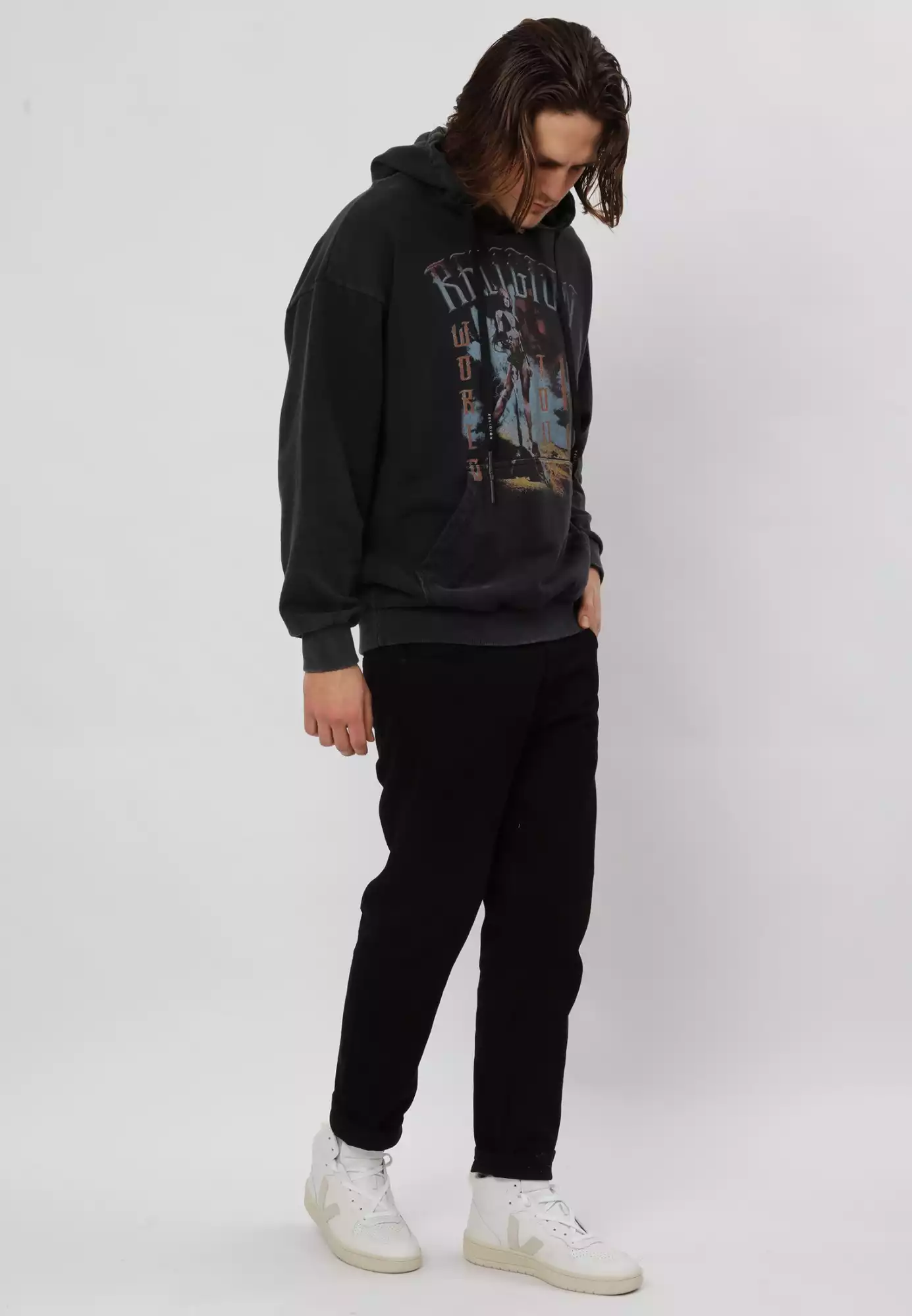 32BWTW76_VINTAGE_BLACK_25_full_body.jpg