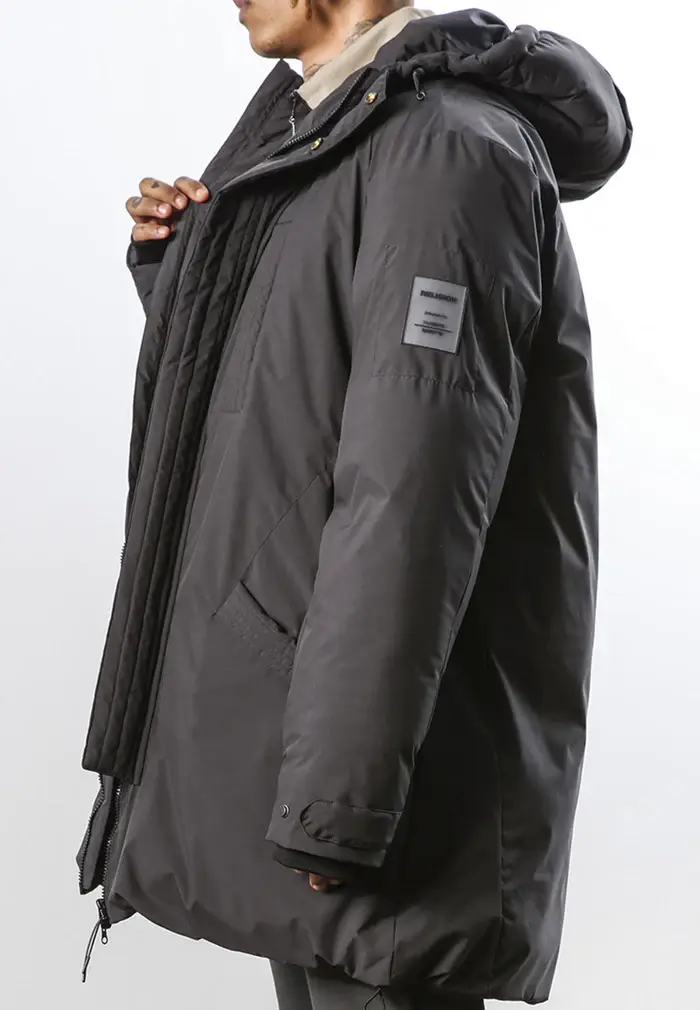 33ETTJ40_TACTICALPARKA_BLACKOYSTER7_700x.webp
