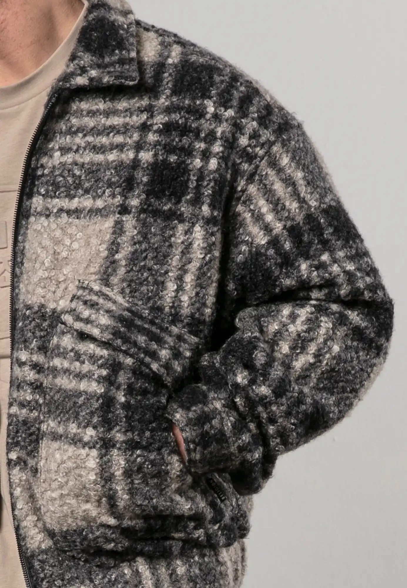 34HCKJ21_FAWN_GREY_3.jpg