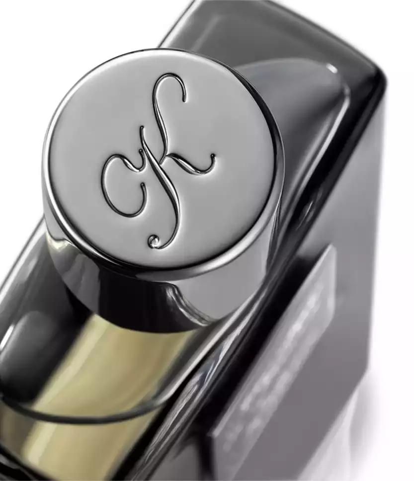 4.FY20_SMOKES_BACK_TO_BLACK_50ML_833x968_TOPVIEW_RVB_1W.jpg