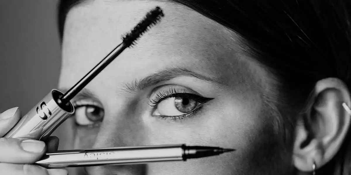  Cosmetics