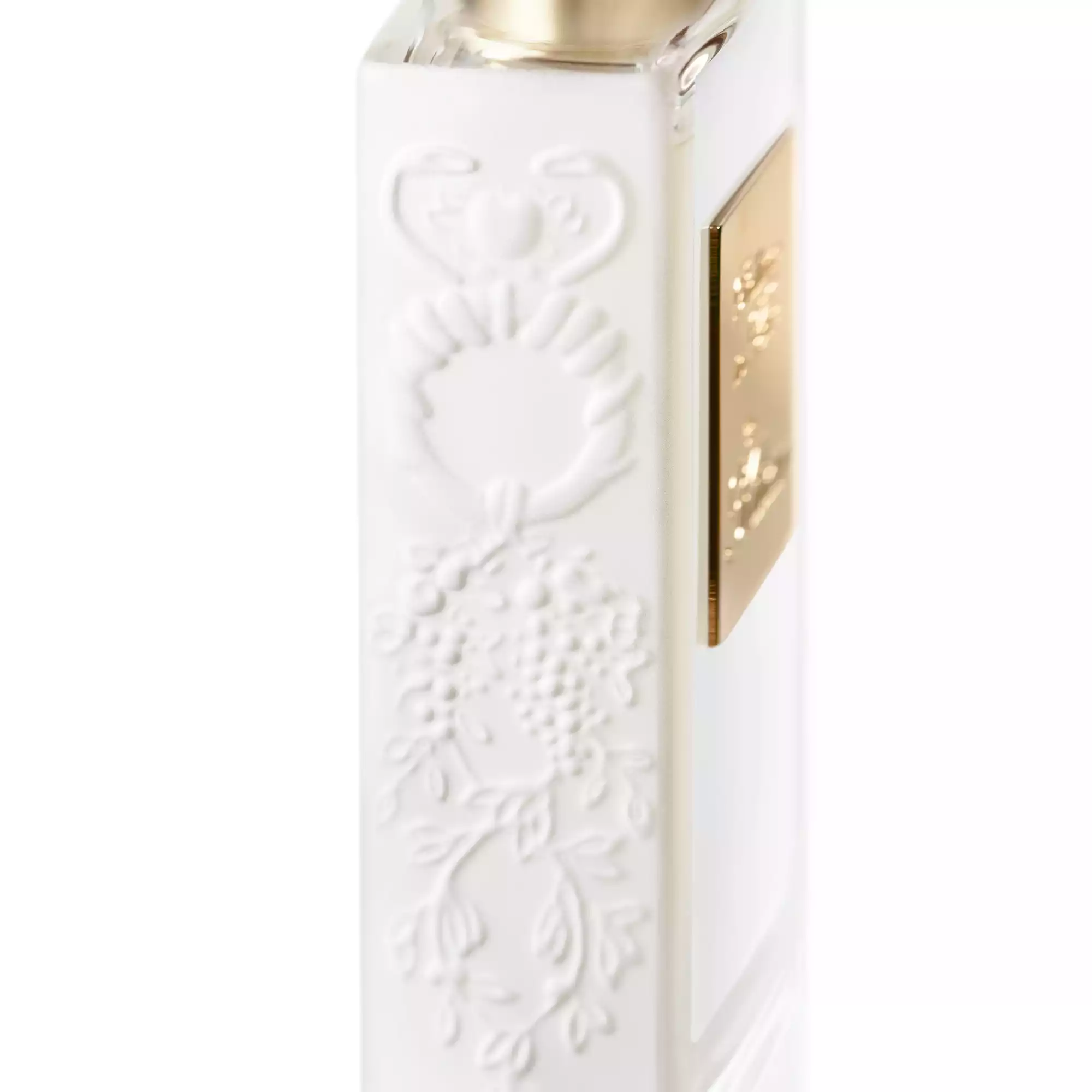 5._3700550218210_NARCOTICS_WOMAN_IN_GOLD_50ML_2000x2000_4.jpg