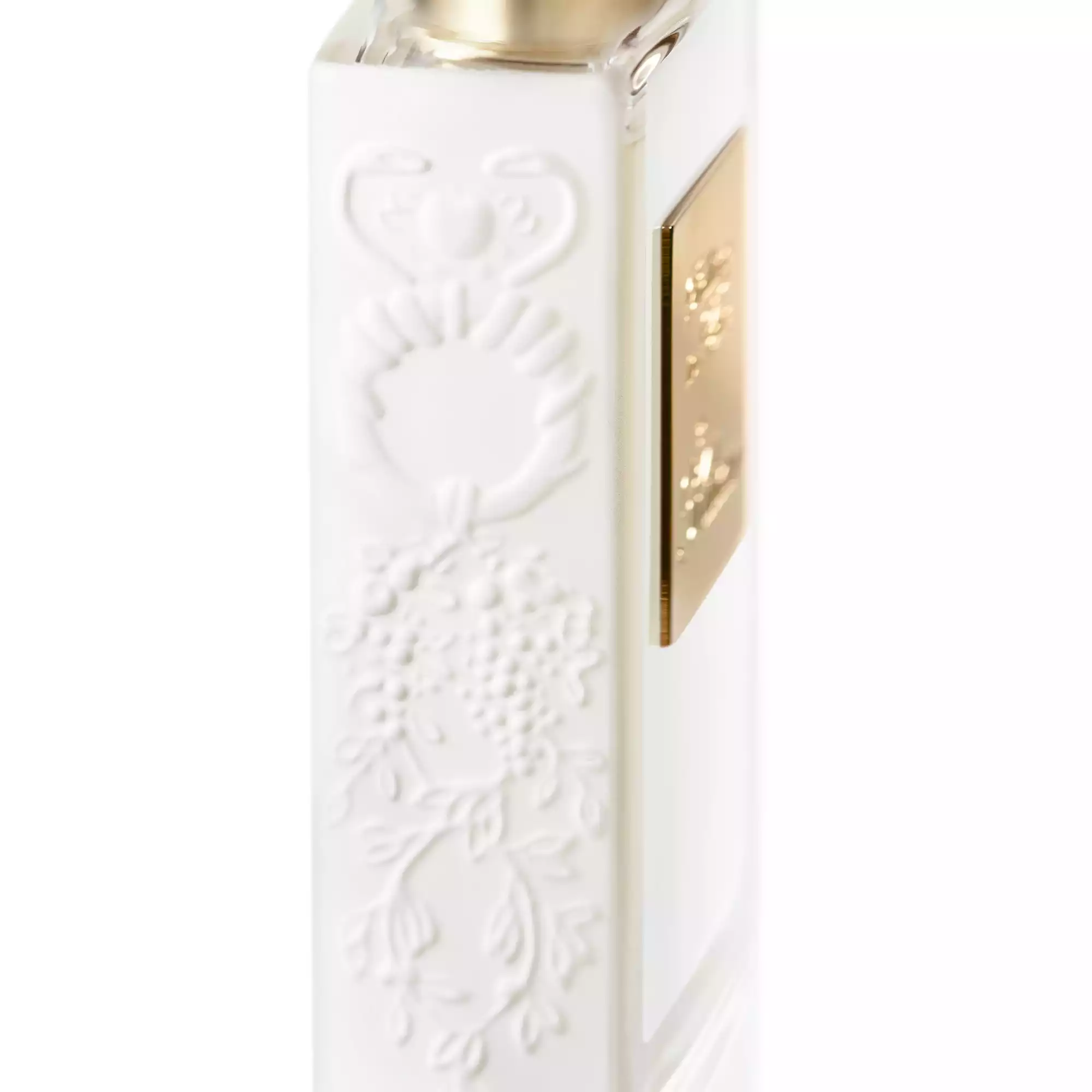 5._FY20_NARCOTICS_VOULEZ_VOUS_COUCHER_AVEC_MOI_50ML_3000x3000_FRIEZE_RVB_1W-1.jpg