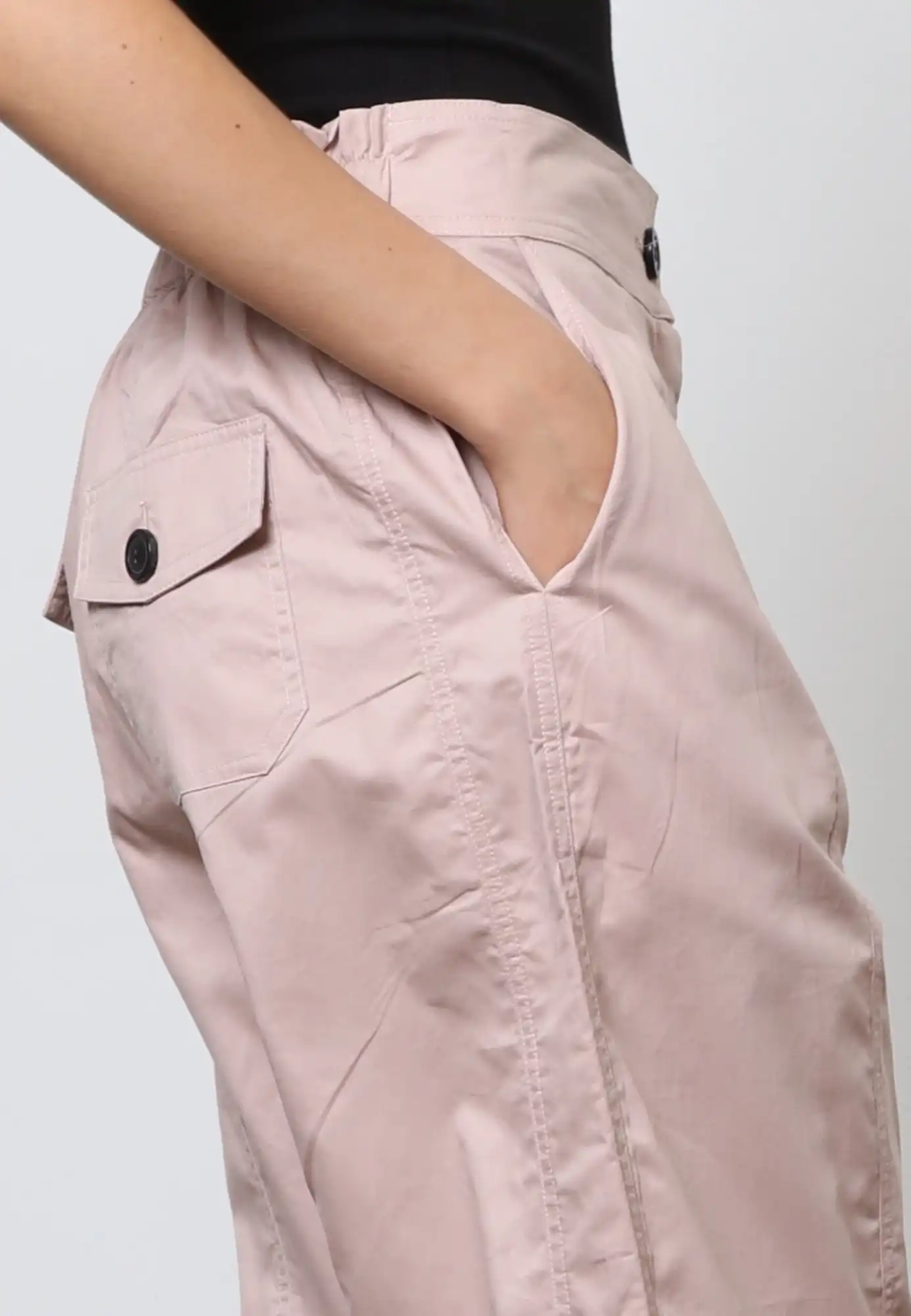 54HVVP13_PINK_4.jpg
