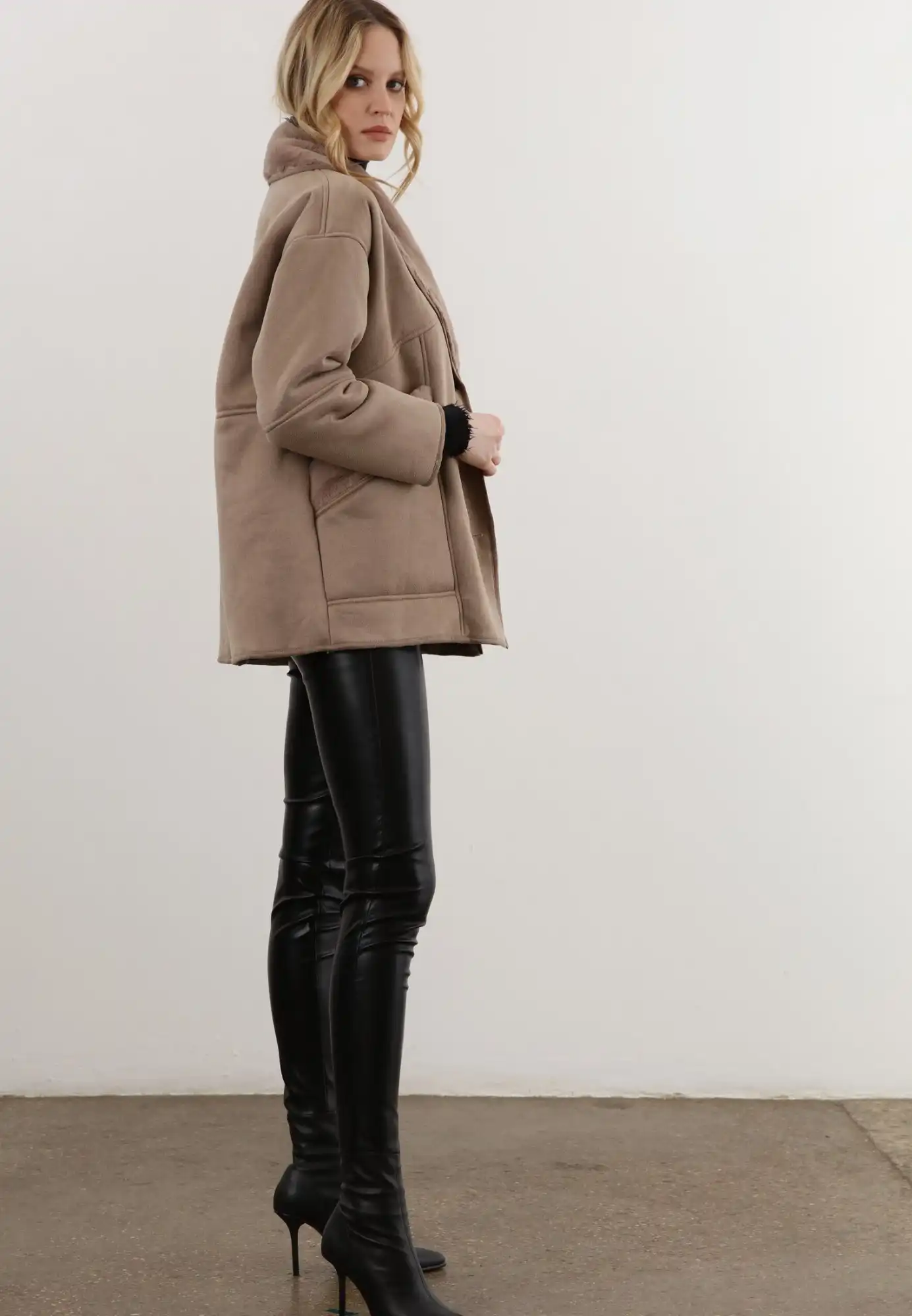 73HEMJ34_TAUPE_3.jpg