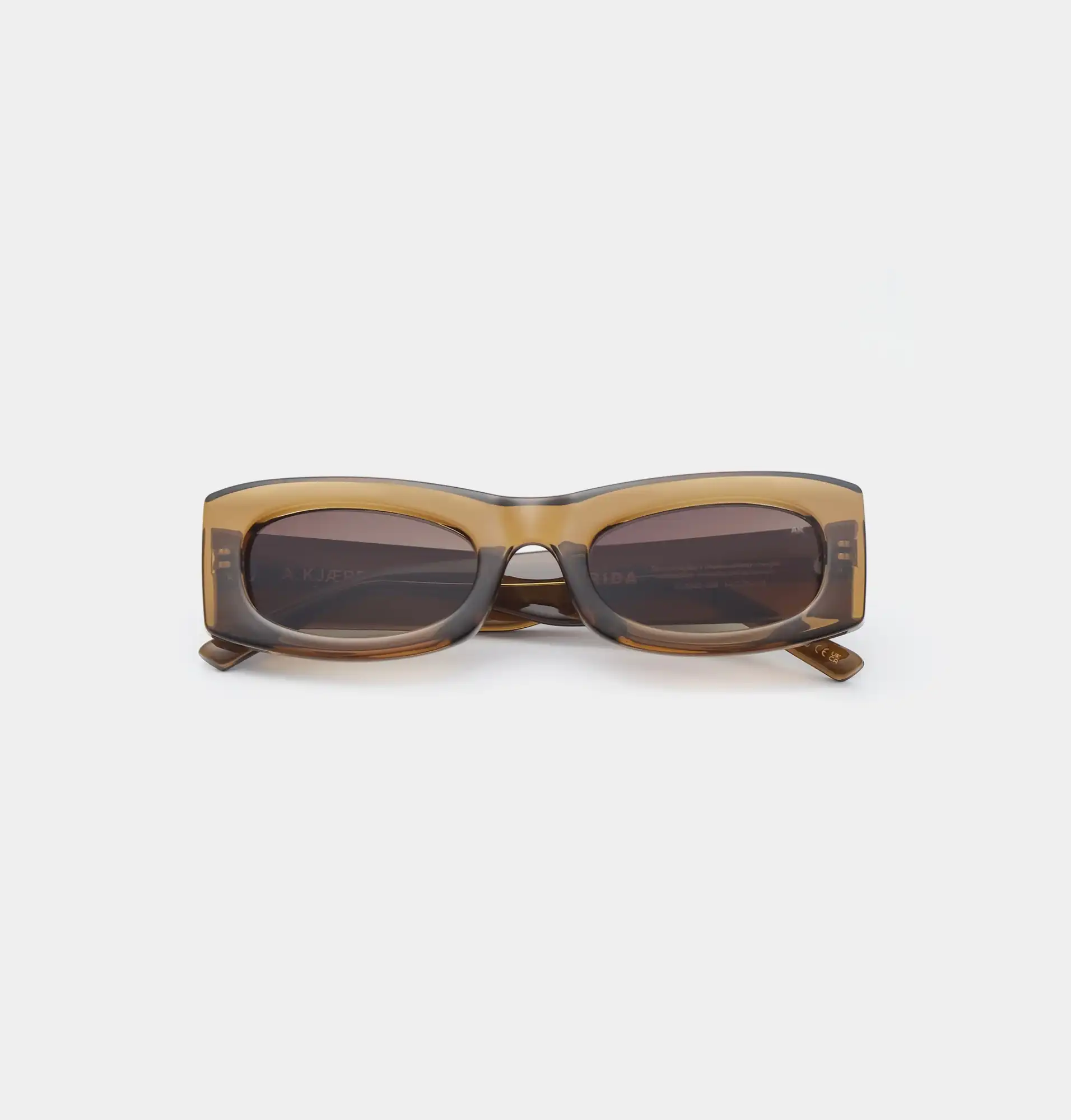 A.KJAERBEDE_FRIDA_KL2502_SMOKE_TRANSPARENT_FLAT.jpg