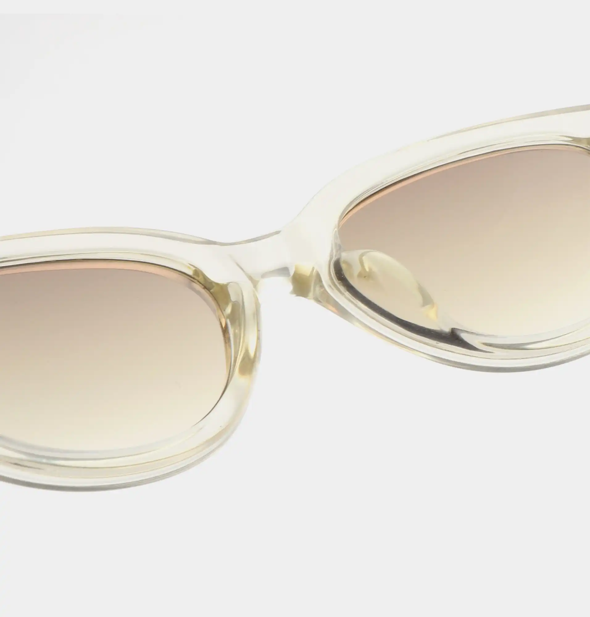 A.KJAERBEDE_WINNIE_18315_ECRU_TRANSPARENT_INSIDE.jpg