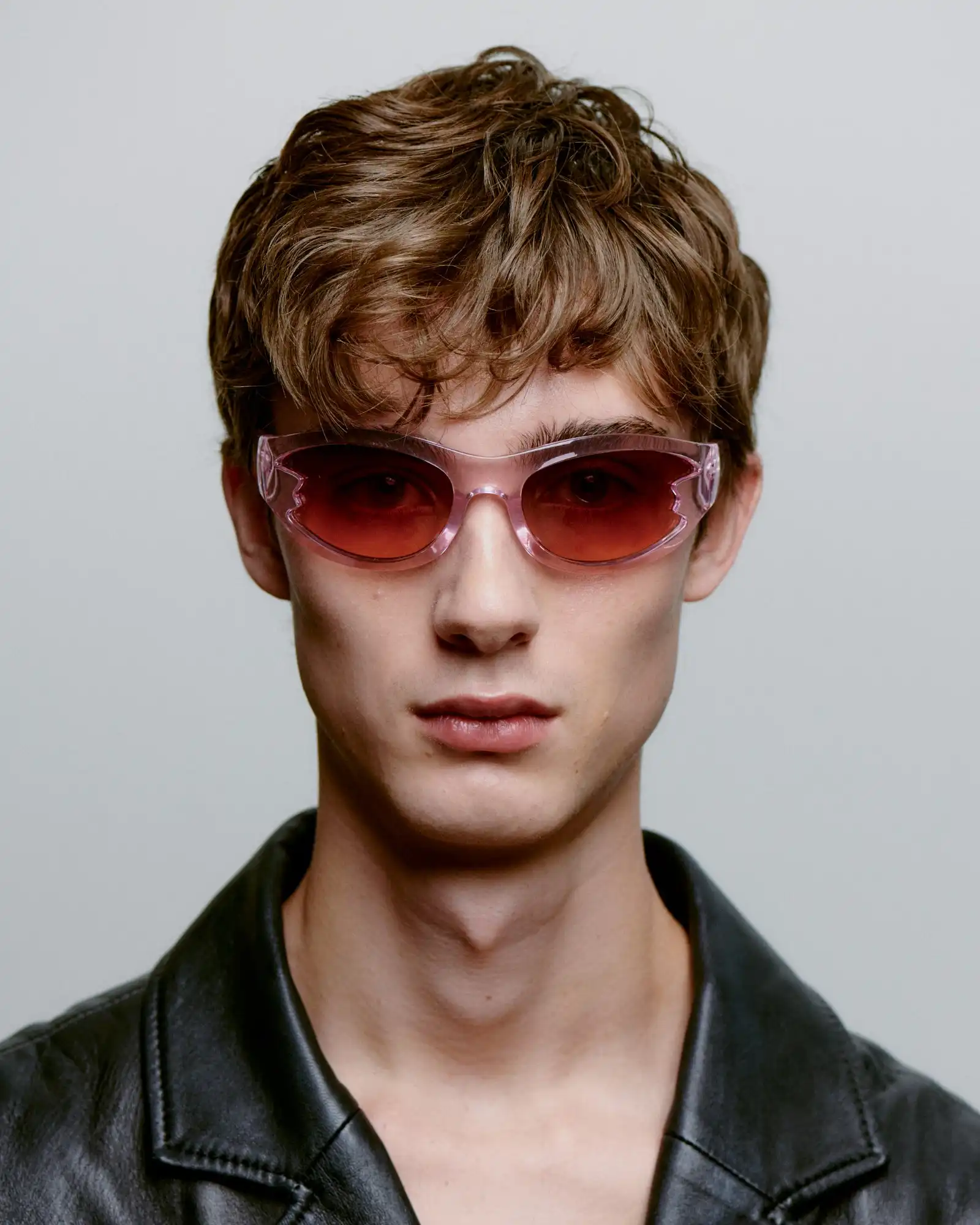 A.KJARBEDE_BLAST_KL2503_GALACTICPINK_FRONT_MAN.jpg