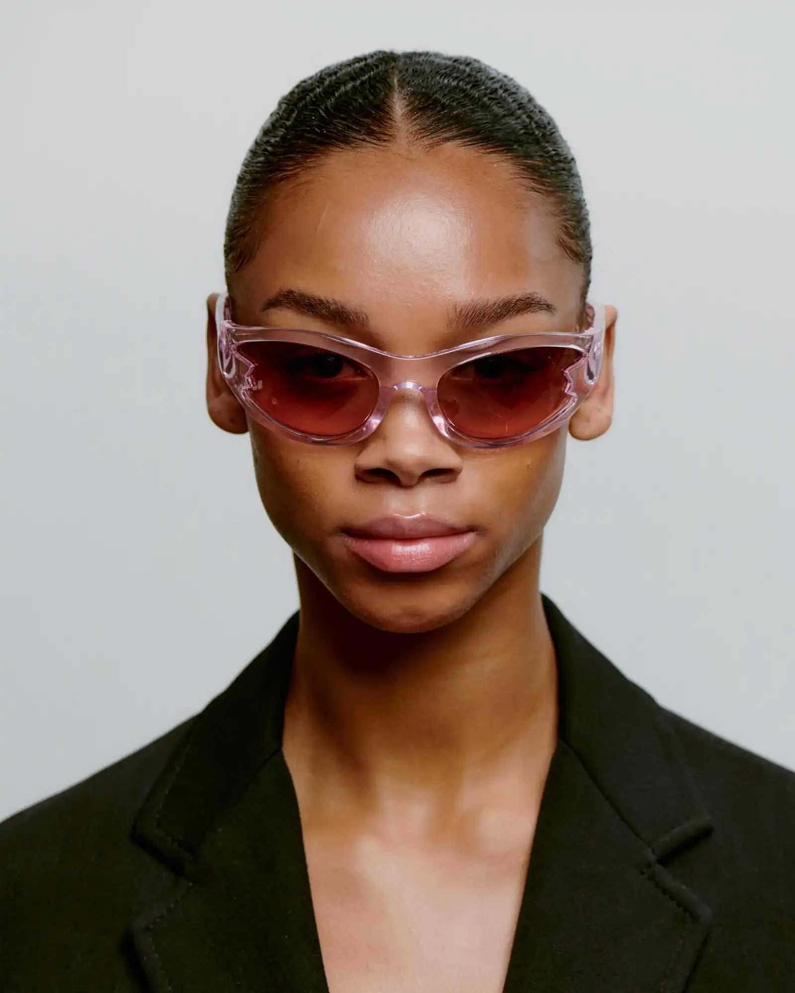 A.KJARBEDE_BLAST_KL2503_GALACTICPINK_FRONT_WOMAN.jpg