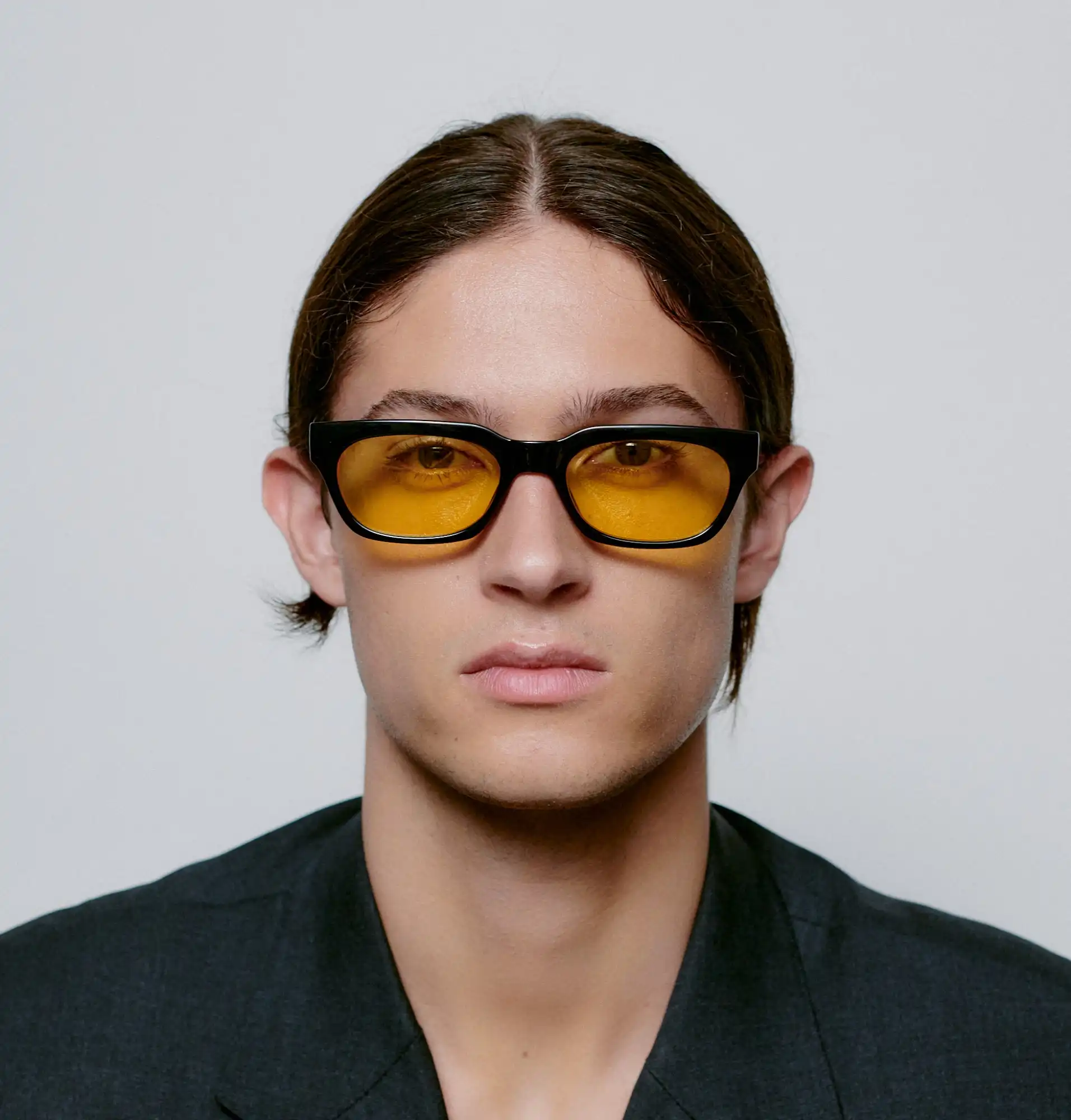 A.KJARBEDE_BROR_KL2108_BLACK_YELLOW_MAN_FRONT.jpg