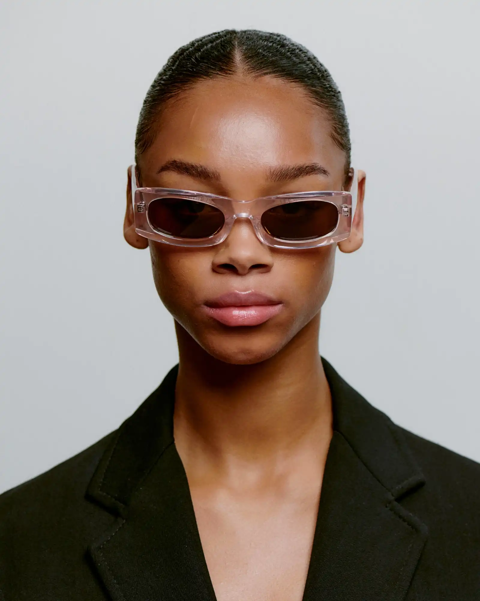 A.KJARBEDE_FRIDA_KL2502_GALACTICPINK_FRONT_WOMAN.jpg