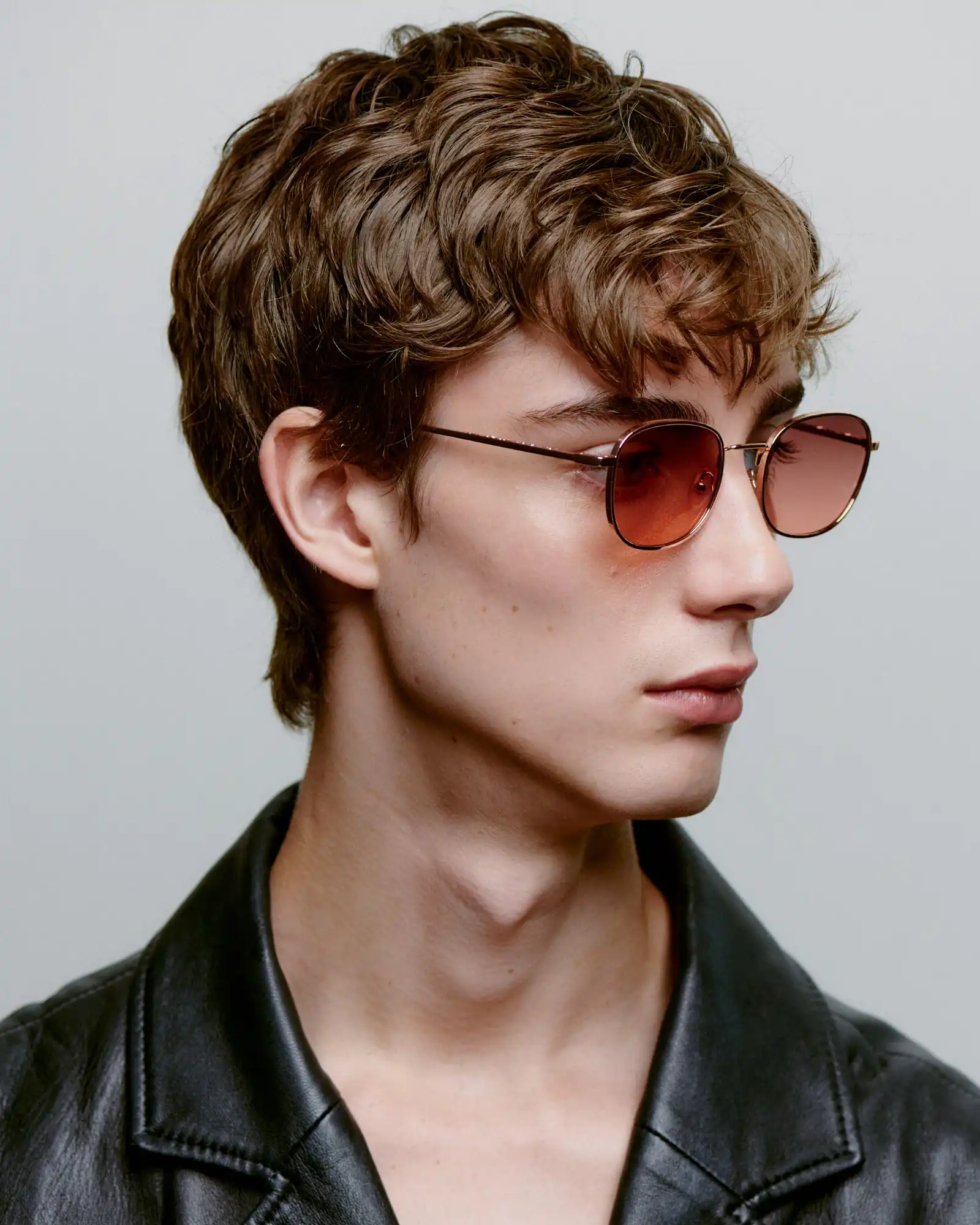 A.KJARBEDE_HELLO_KL2505_ROSEGOLD_SIDE_MAN.jpg
