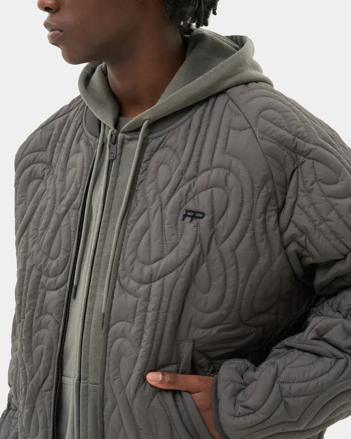 Bomber_Quilted_Gunmetal-667_a1160ca8-c52c-429d-ac19-be74af591938.webp