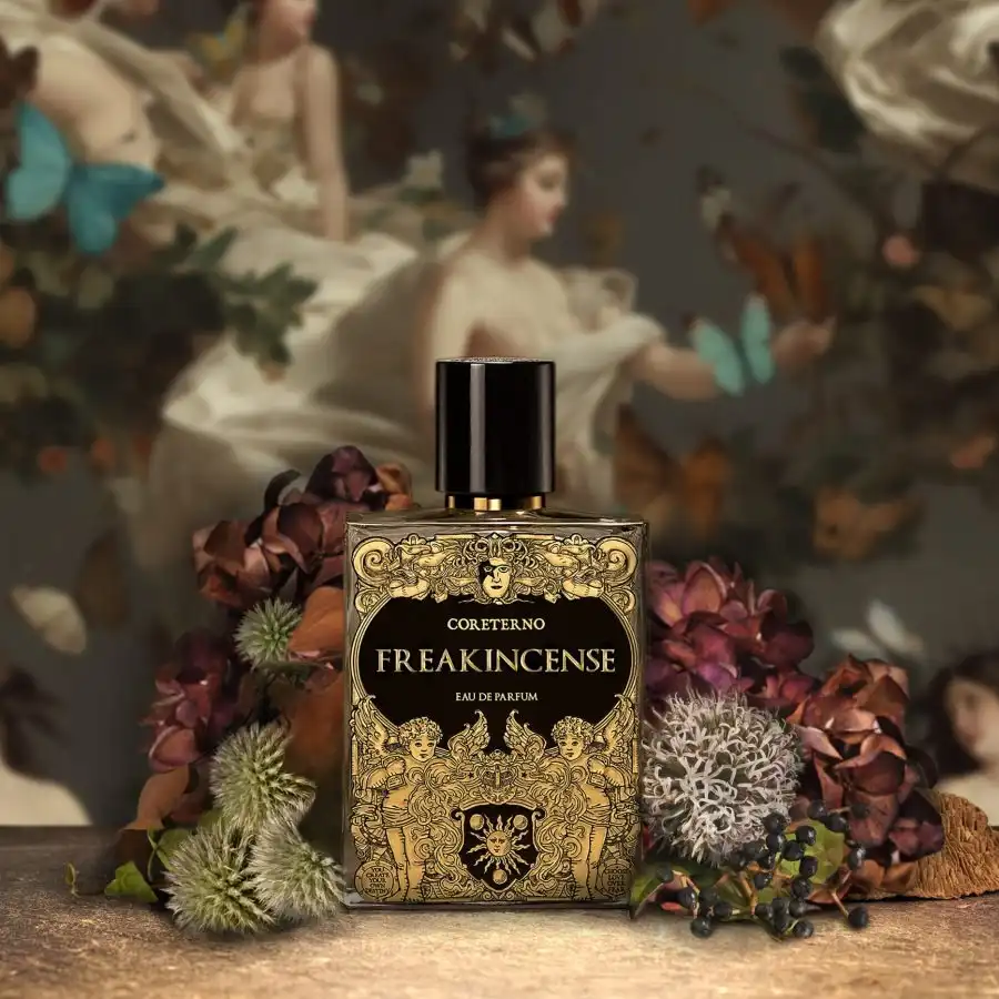 Eau-de-Parfum_Freakincense-copy-900x900.jpg