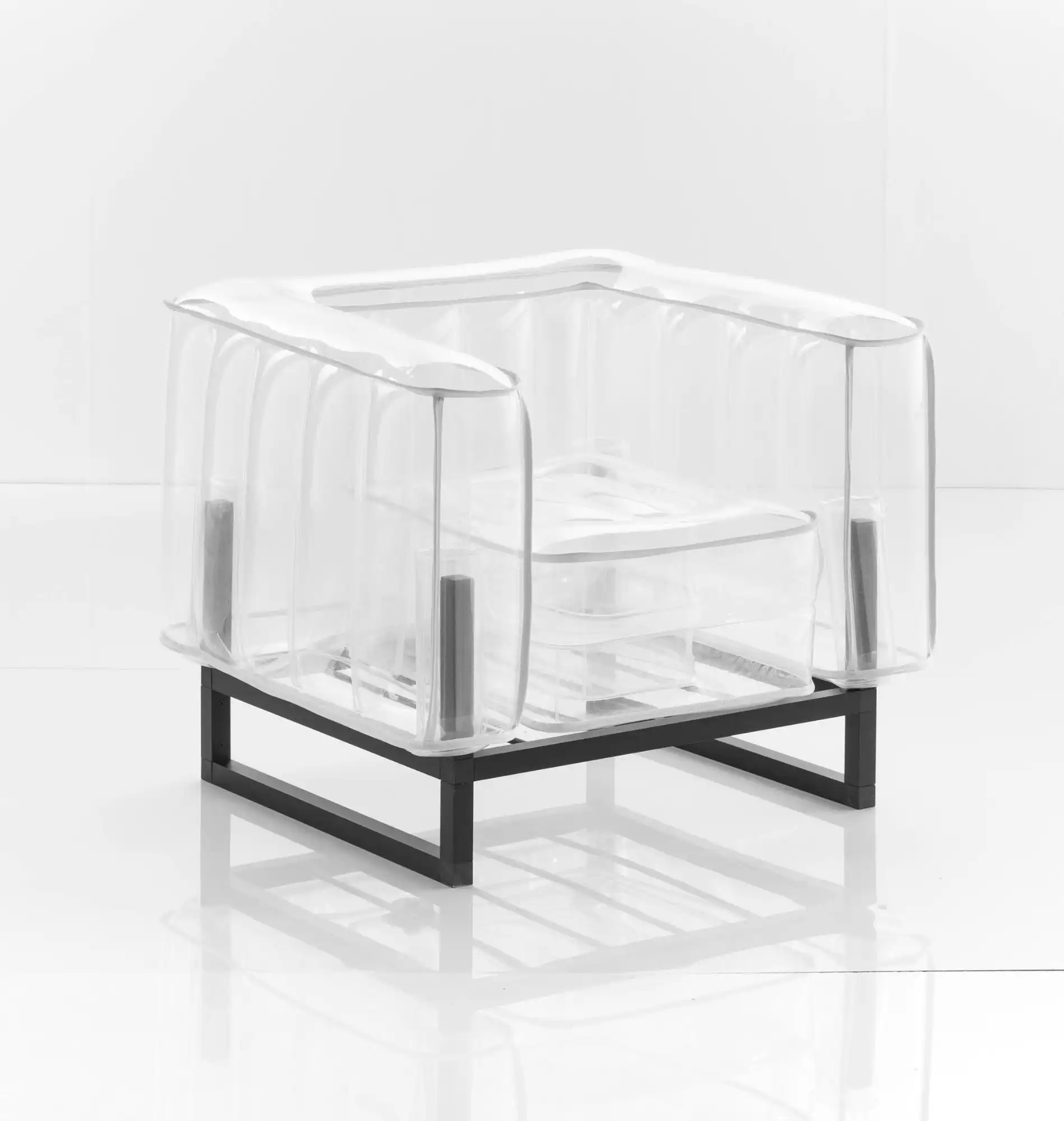 FAUTEUIL_3QUART_BLANC.jpg