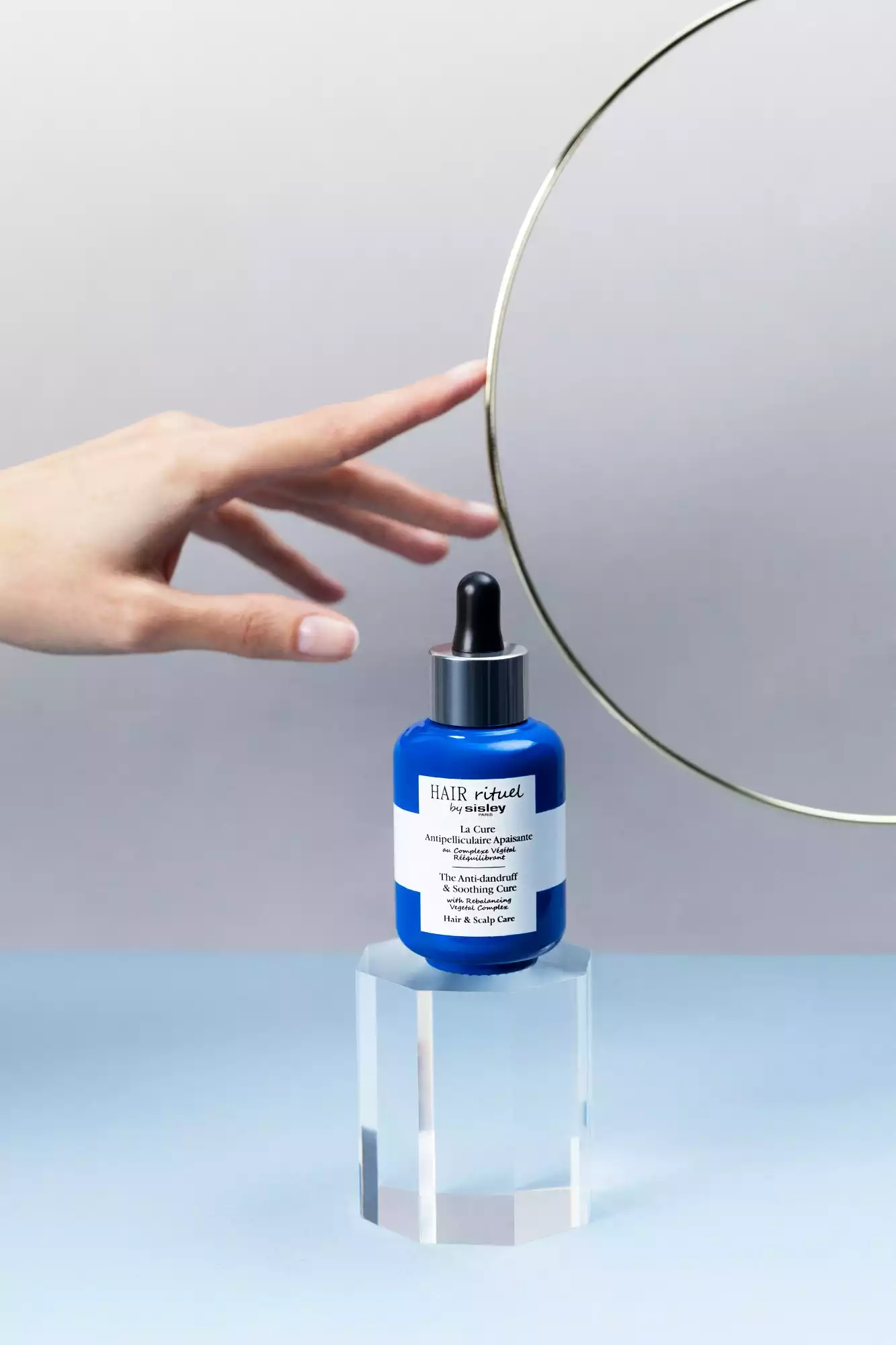 Hand_La_Cure_Antipelliculaire_2.jpg