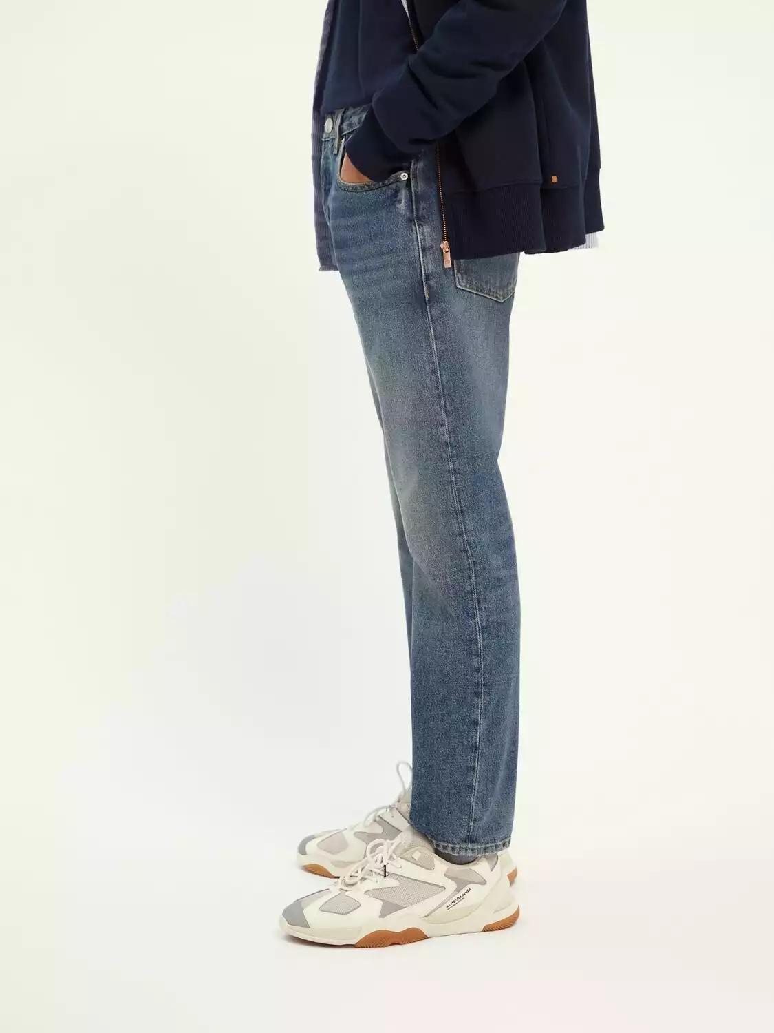 Hires-21139438-MRK-SDE.jpg