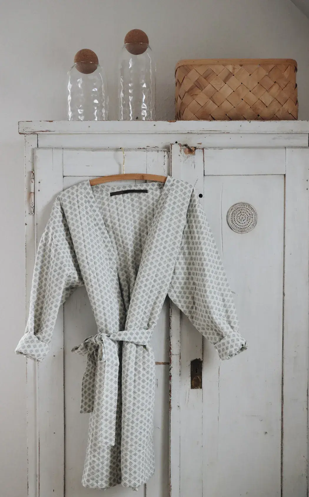 Hotel_Robe-Accessories-563-035_Ocean.webp