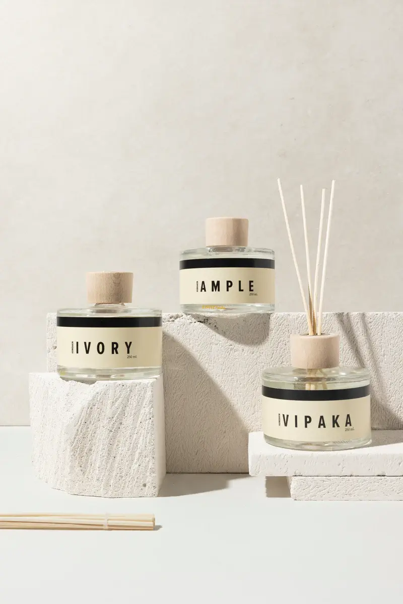 Humdakin_fragrance_sticks_Ample_-_250_ml-Accessories-69-2_800x.webp