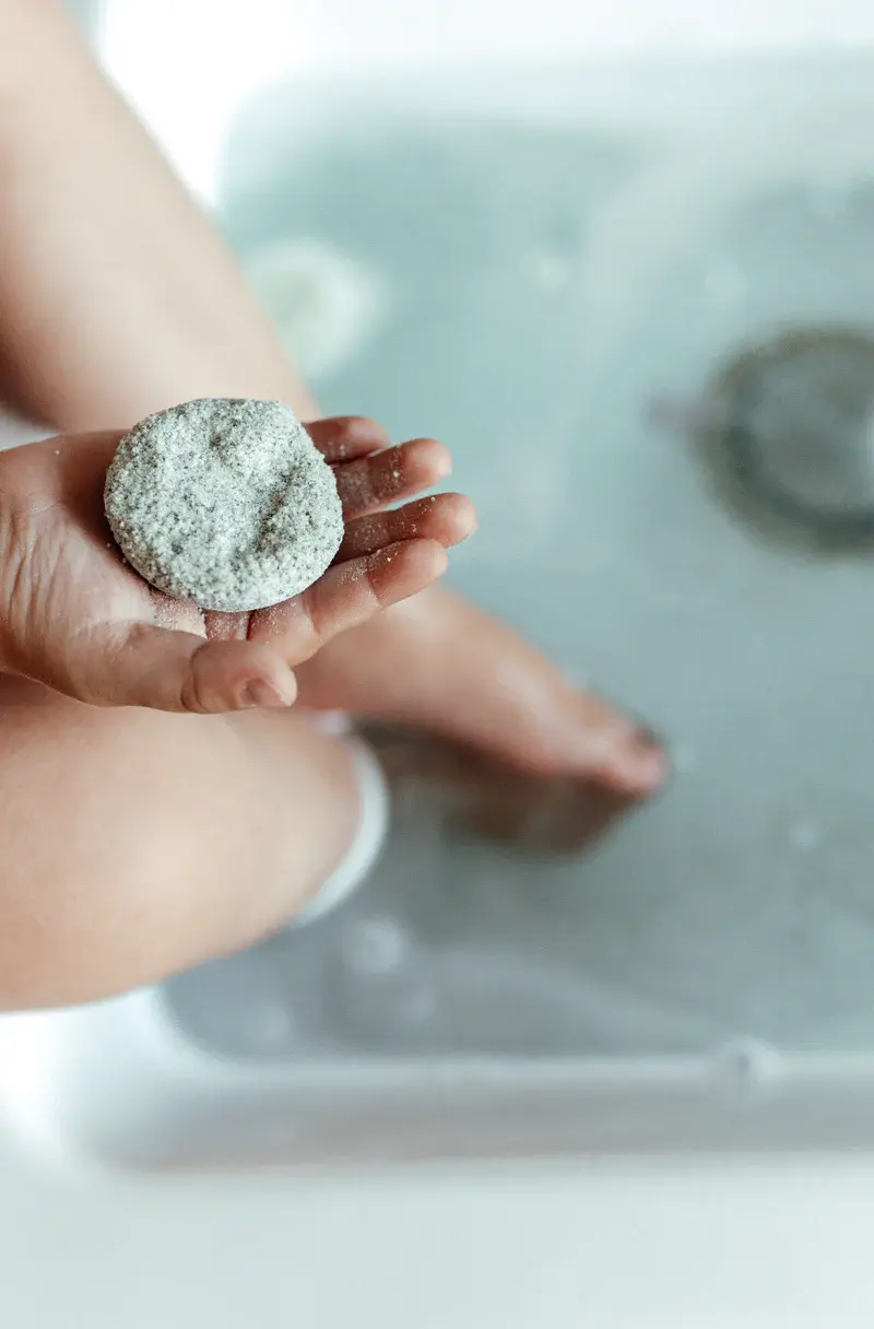 Kids_Bath_Bombs_Mini_60g-Hair_and_Body_care-459-1_800x.webp