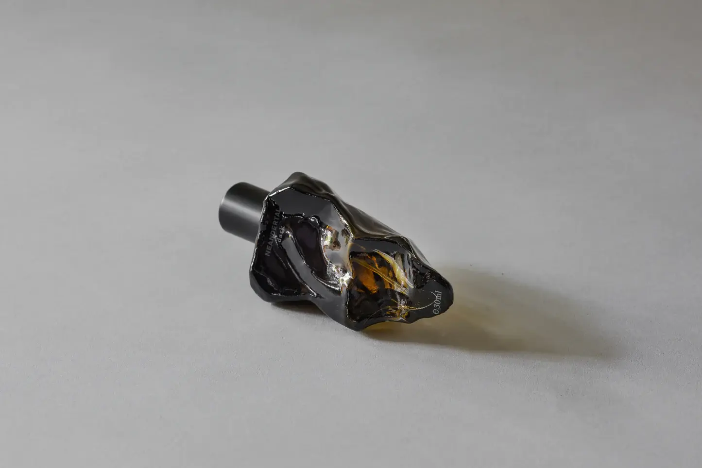 Neandertal-dark_E2_84_A2-30ml-01-2.webp