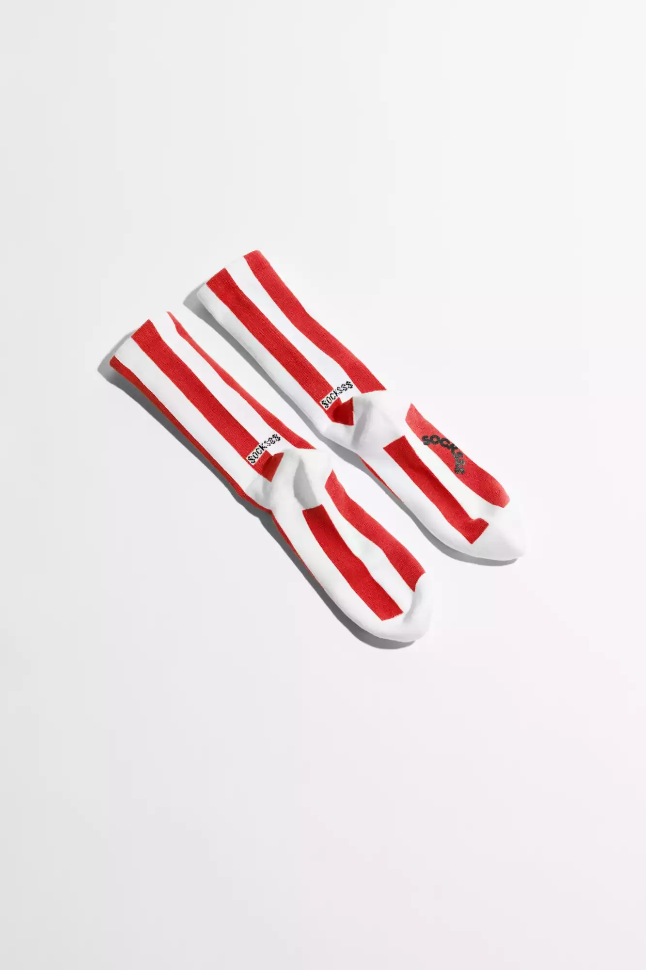 SOCKSSS-RED-STRIPED-ORGANIC-COTTON-FASHION-SOCK-02.jpg