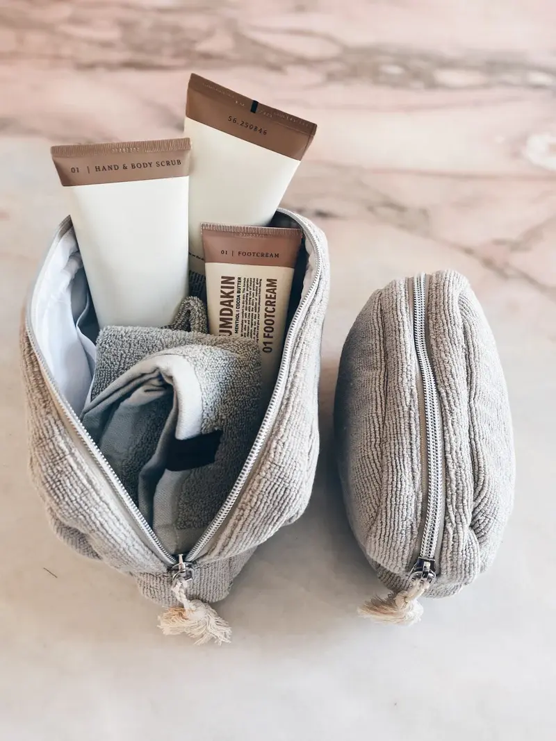 Terry_cosmetic_bag-Accessories-575-01_Light_Stone-1_800x.webp