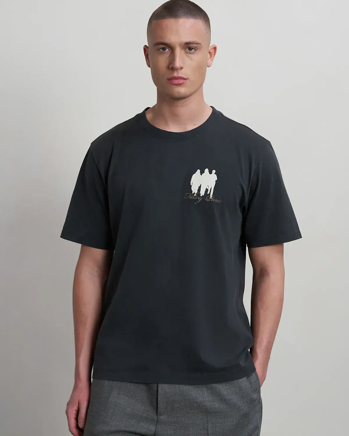 Tshirt_United_by_generations_Vintage_Black-0_10.webp