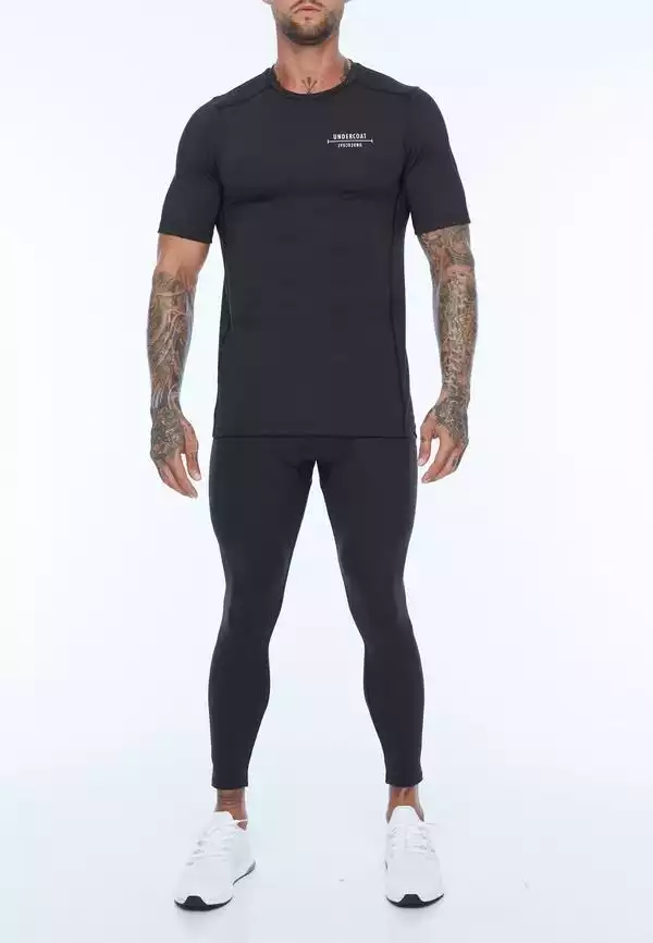 UCSHORTSLEEVETEE_4_600x.jpg