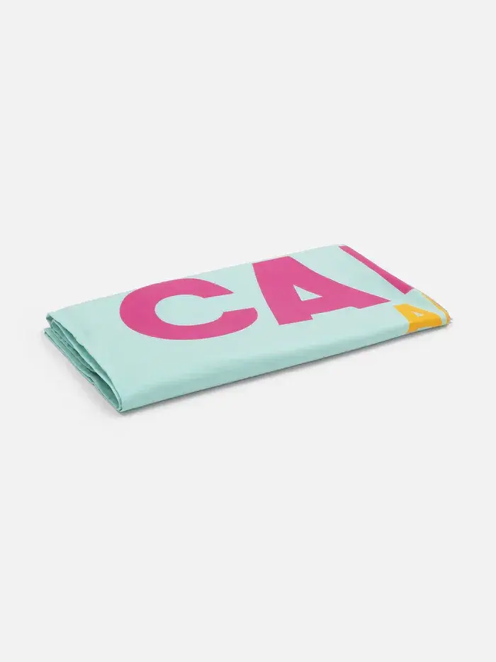 UID_AID000100871F-ACCESSORY-TOWEL-GREEN----_02_700x.webp