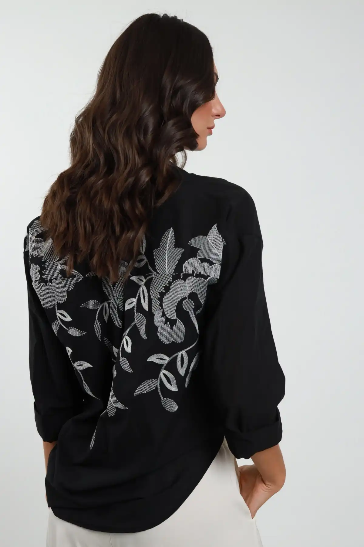 camicia-ricamo-85-co-15-pl_3.jpg