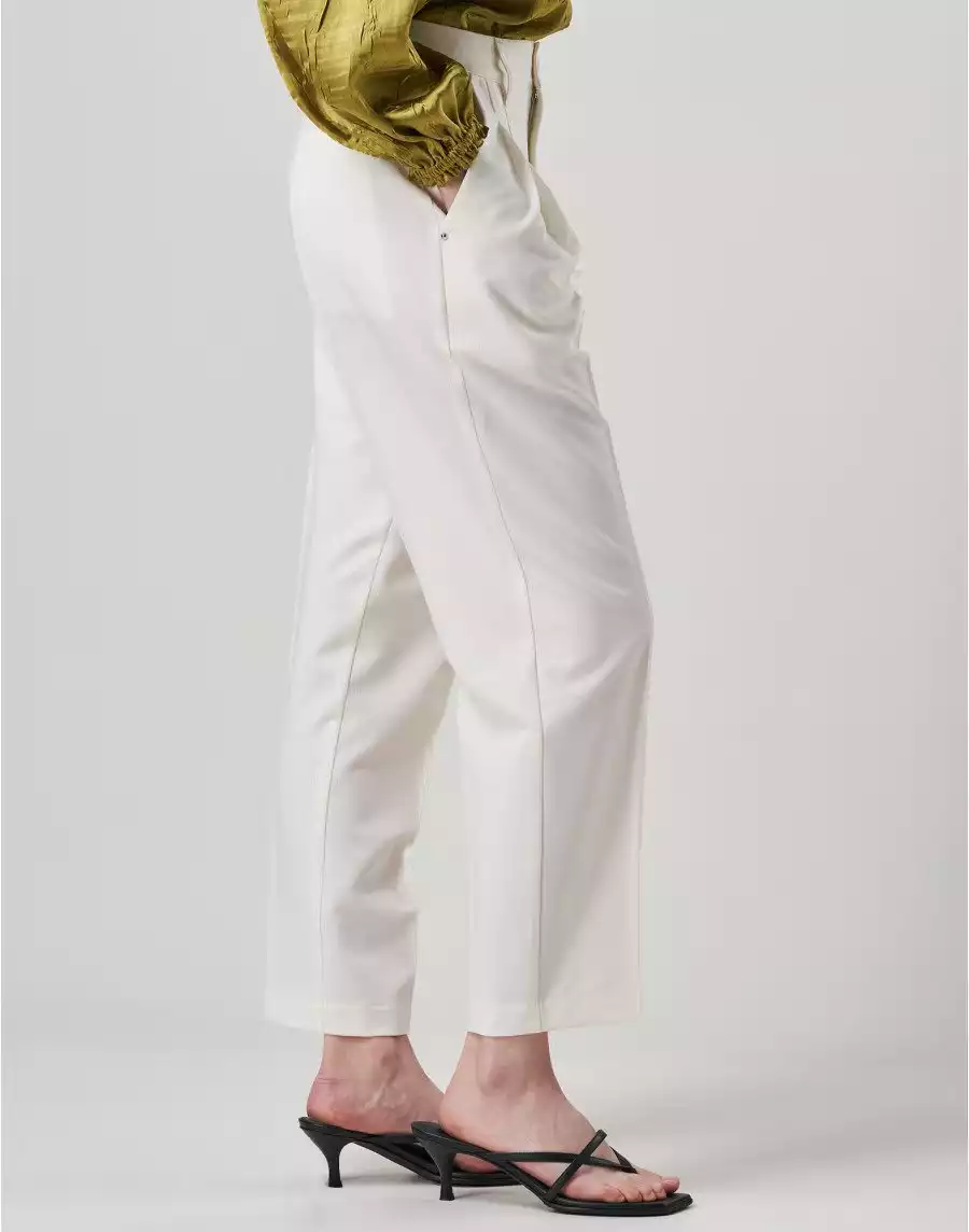 cascadewht3.jpg