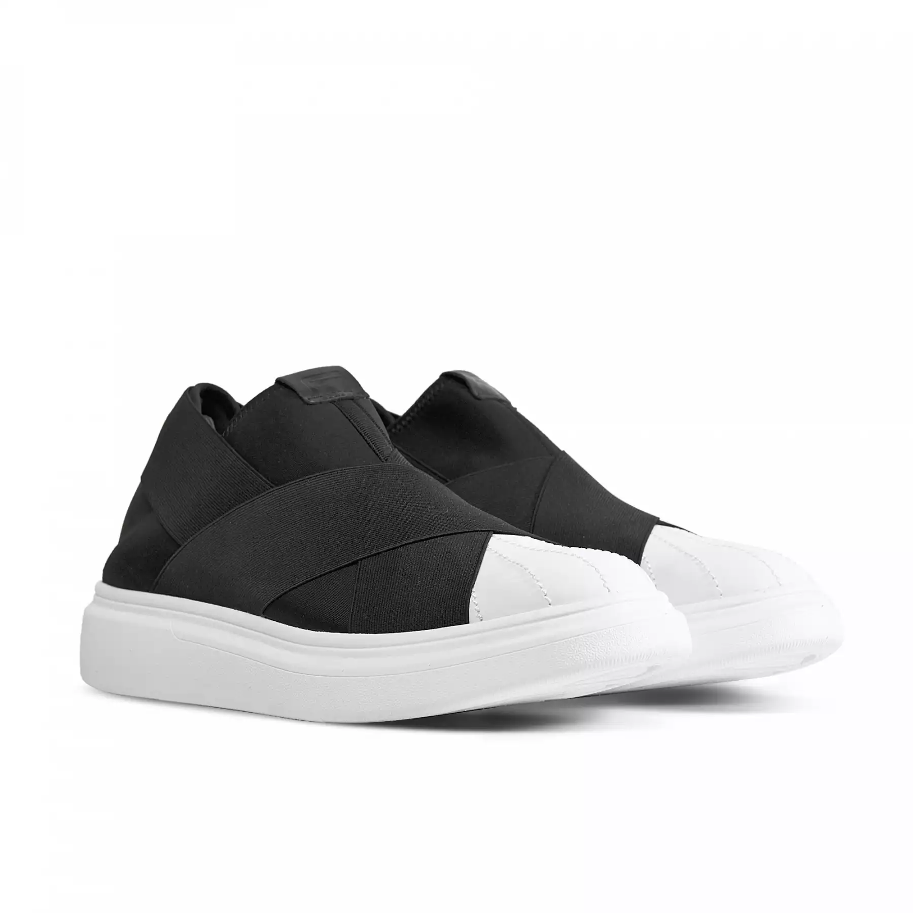 fessura-edge_x-white_black-sneakers-2.jpg