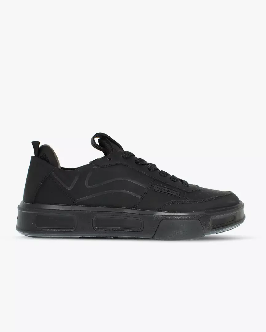 fessura-reflex-basic-shoes-sneakers-black-black-01_ba3c569b-dedb-416a-9358-9e96e8a1ed9b_1800x1800.webp