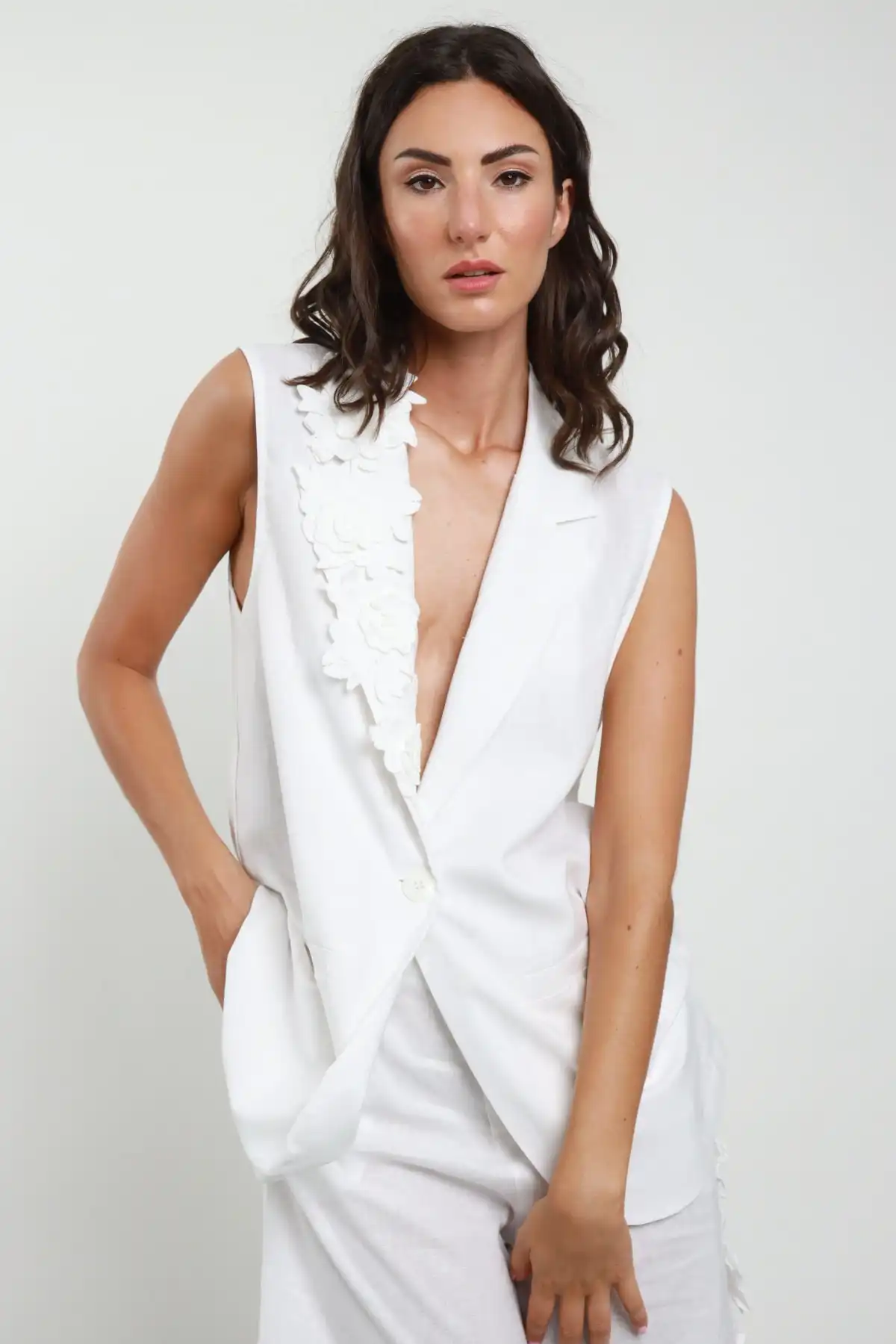 gilet-c-fiori-55-li-45-vi_2.jpg