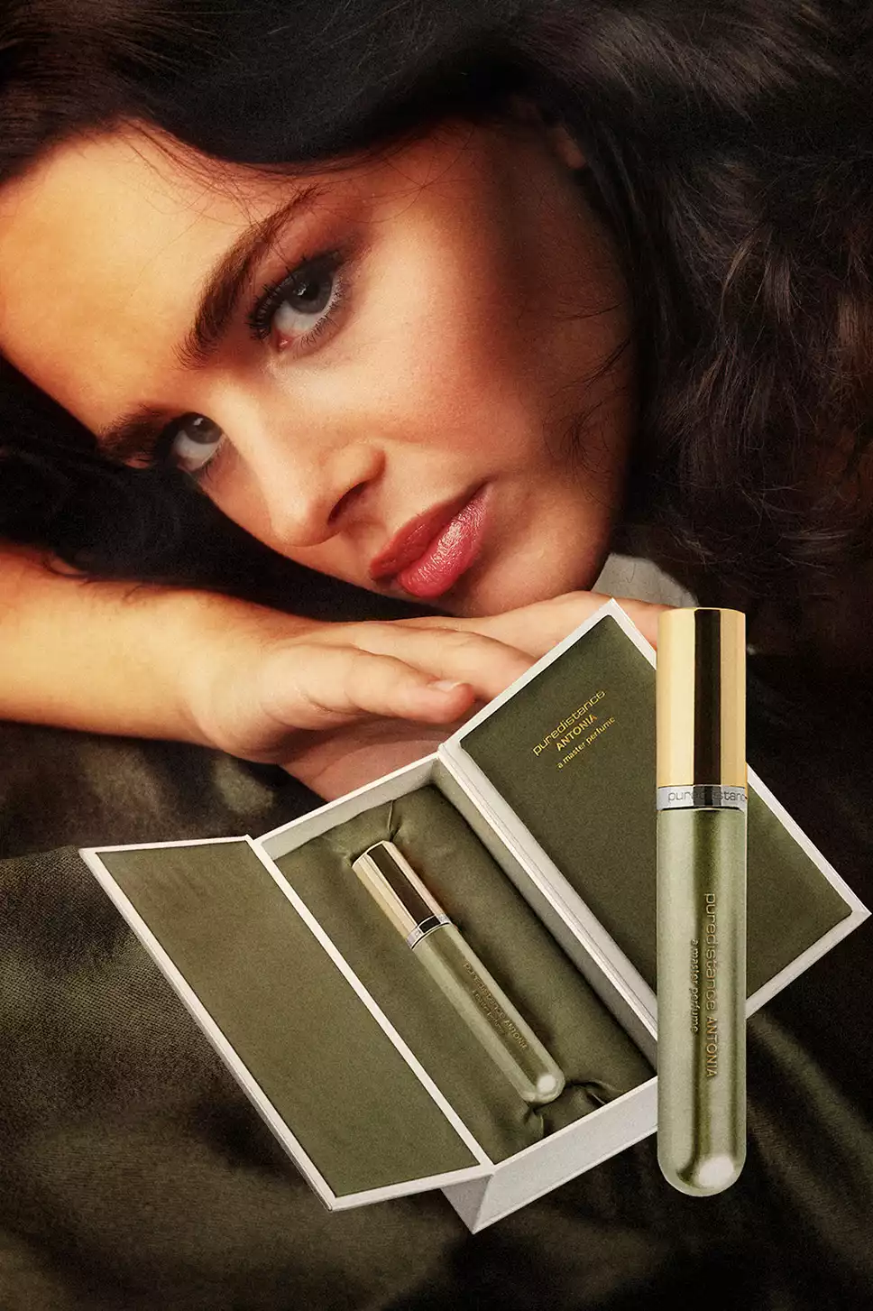 import_puredistance-02-antonia-perfume-01-lr.jpg