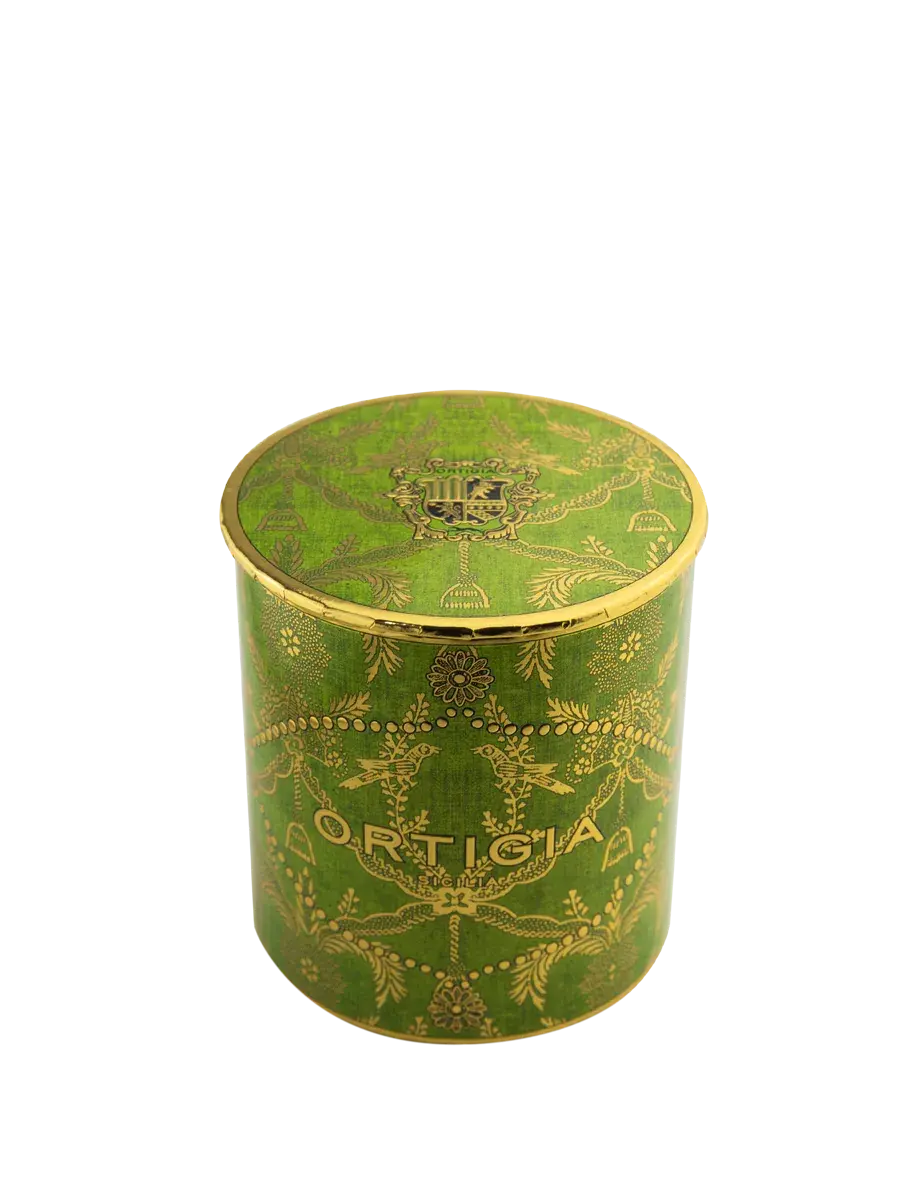 lime_decorated_candle_small_gold_box_2162_web.webp
