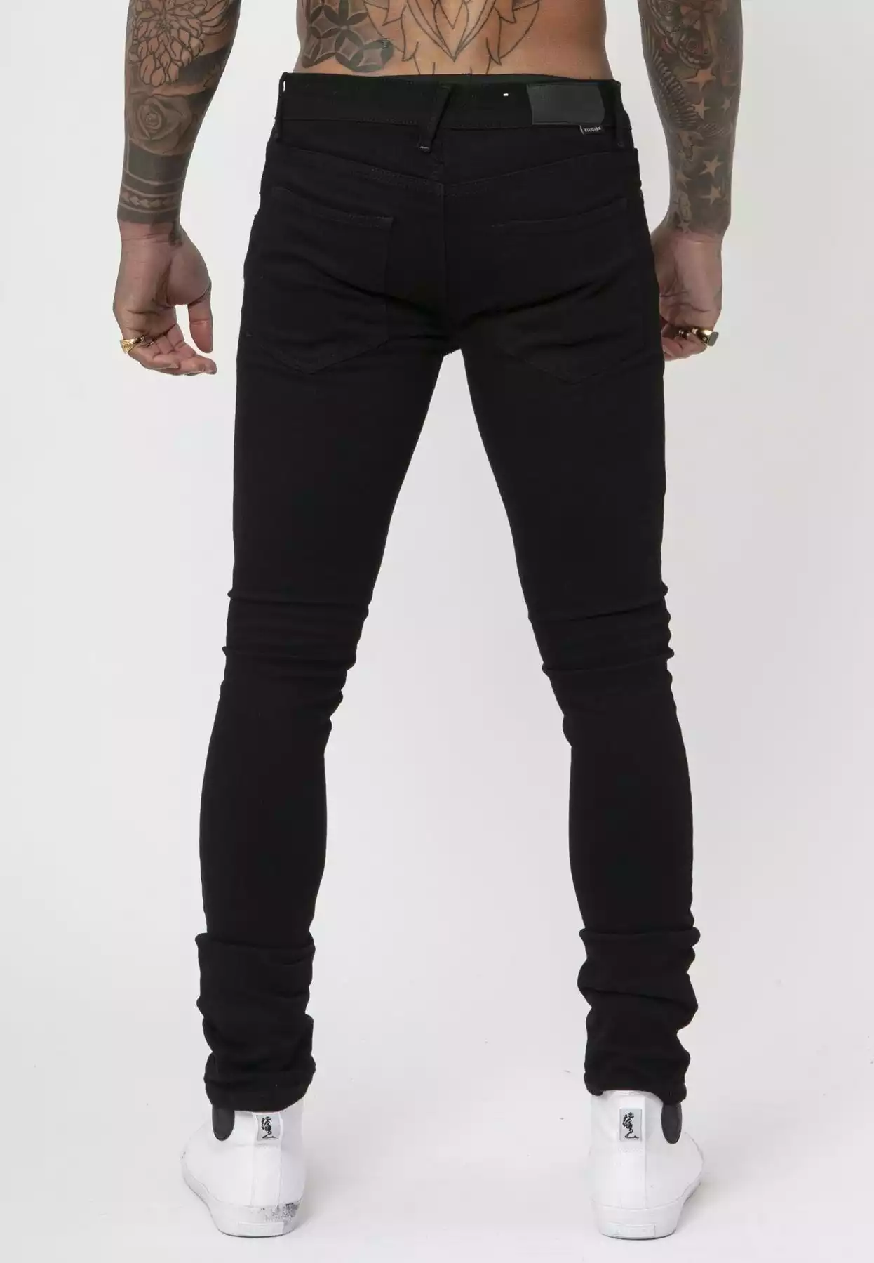 rSmnCnnSLuSb2o8zRUom_religion_hero_skinny_jeans_black_3__2_1246x1799.jpg