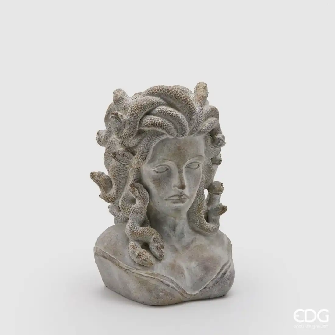 vaso-cemento-medusa-h35x25x20-c2.jpg