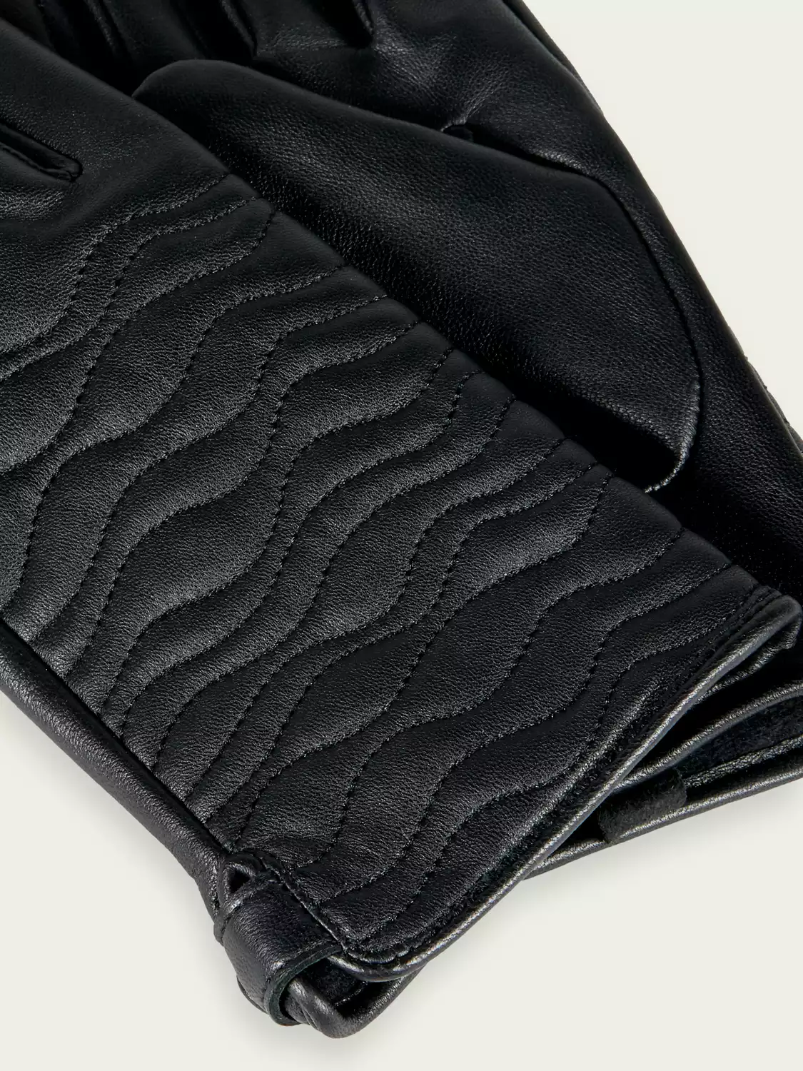 xlarge-21145639-DTL1.png