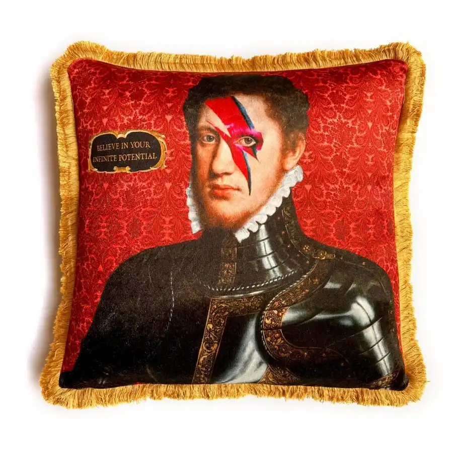 RED CHEVELIER DEKORATIVNA BLAZINA
