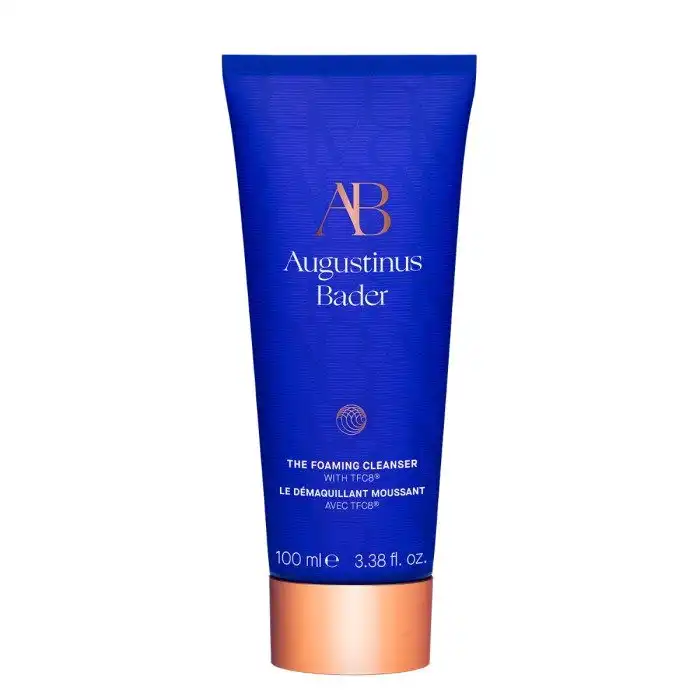 THE FOAMING CLEANSER