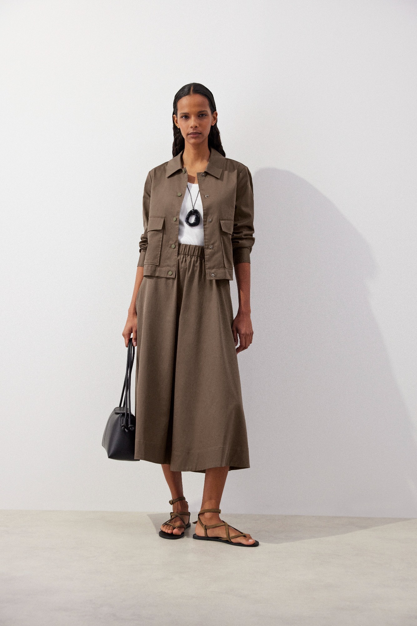 Comma_505_Look_08_1637.jpg
